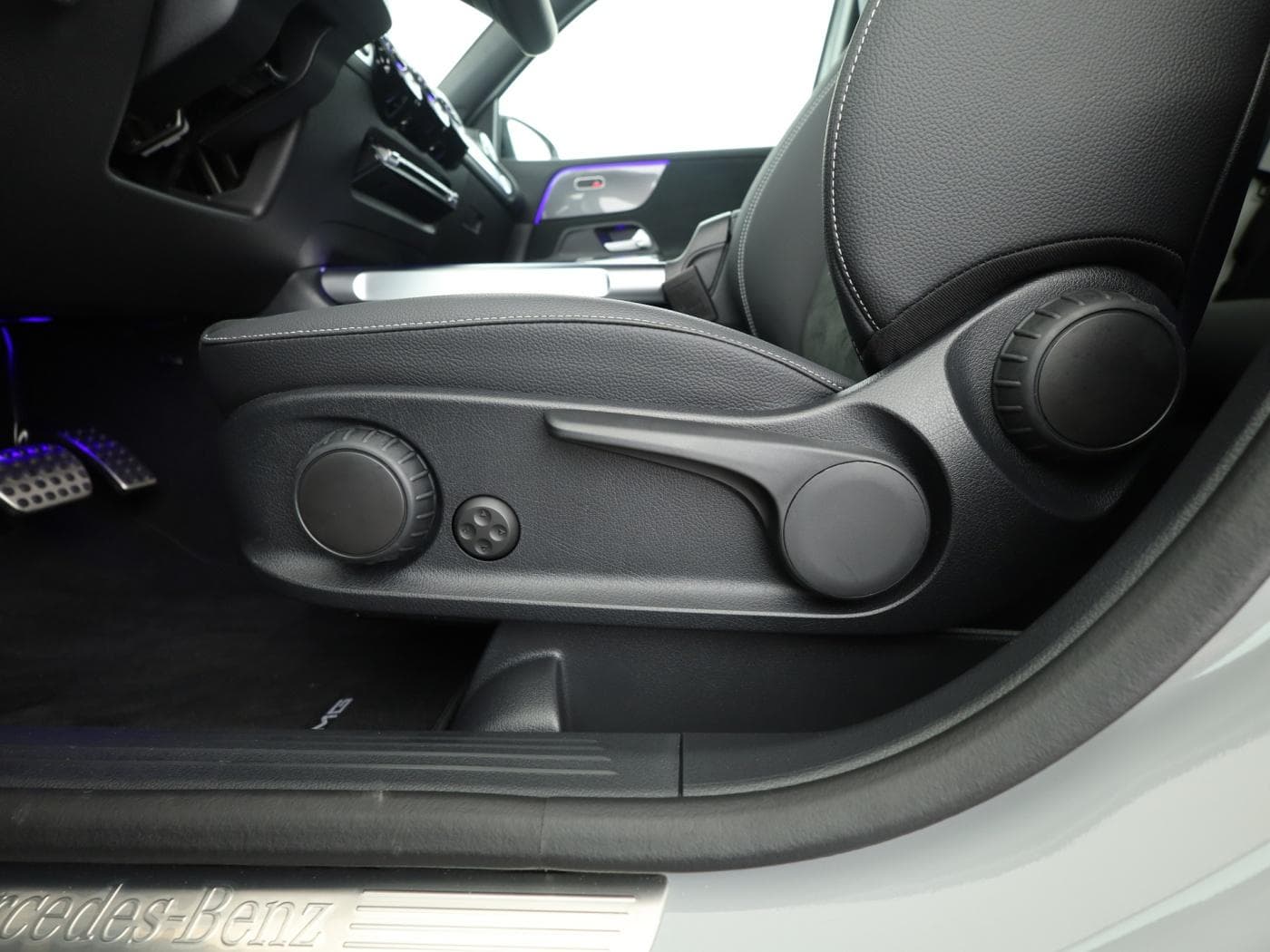 Mercedes-Benz GLB 200 d 4MATIC Bild 28