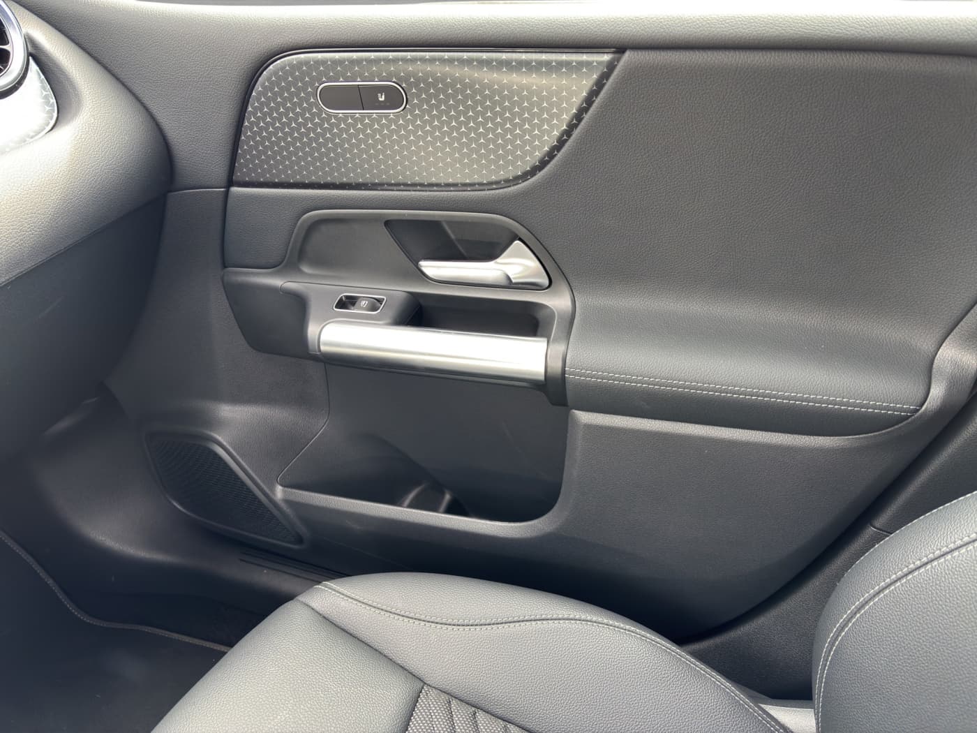 Mercedes-Benz B 180 Bild 14