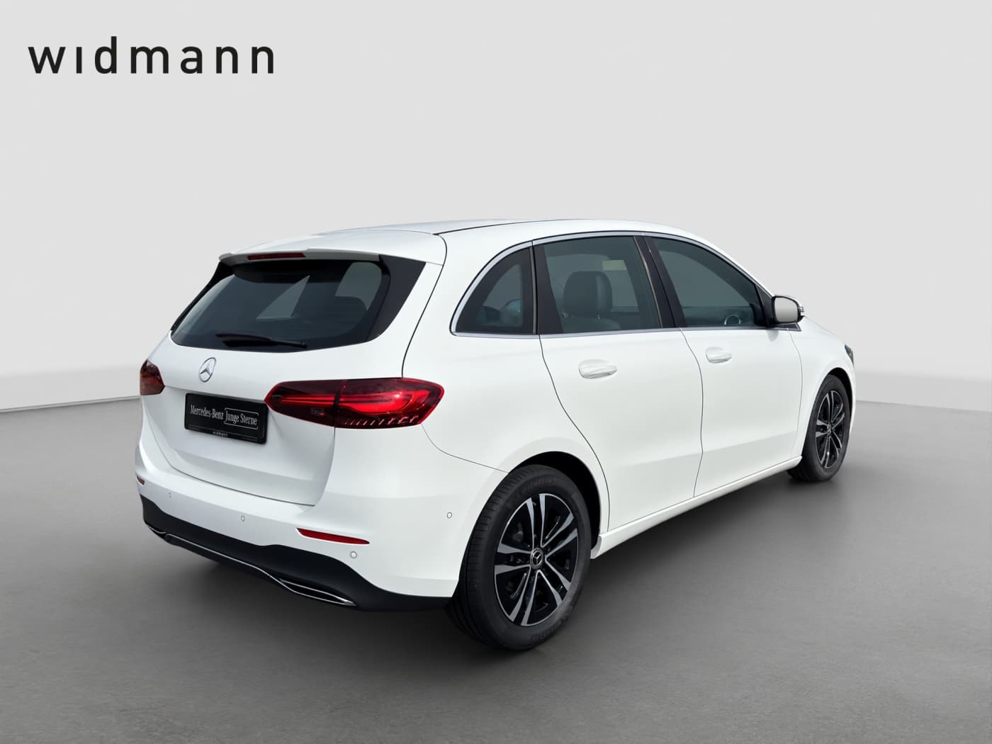 Mercedes-Benz B 180 Bild 3