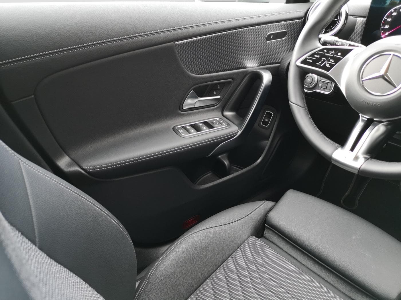 Mercedes-Benz CLA 180 SB Bild 17