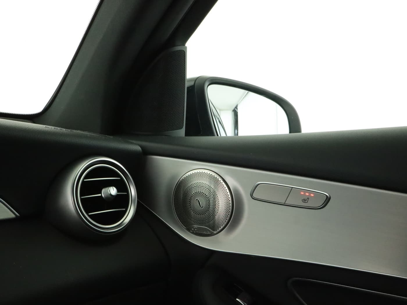 Mercedes-Benz GLC 300 e 4M Coup Bild 16