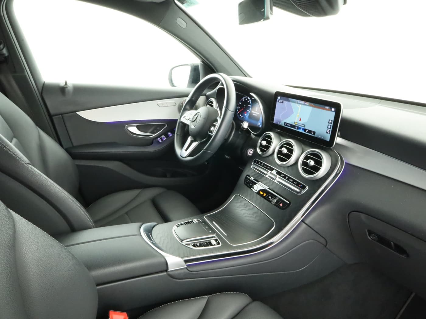 Mercedes-Benz GLC 300 e 4M Coup Bild 17