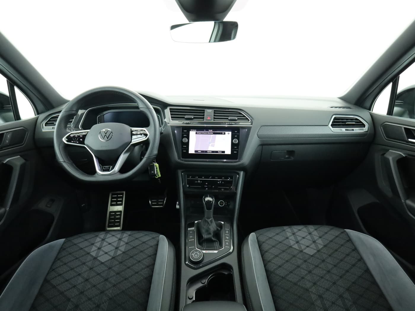 Volkswagen Tiguan 2.0 TDI R-Line 4M Bild 19