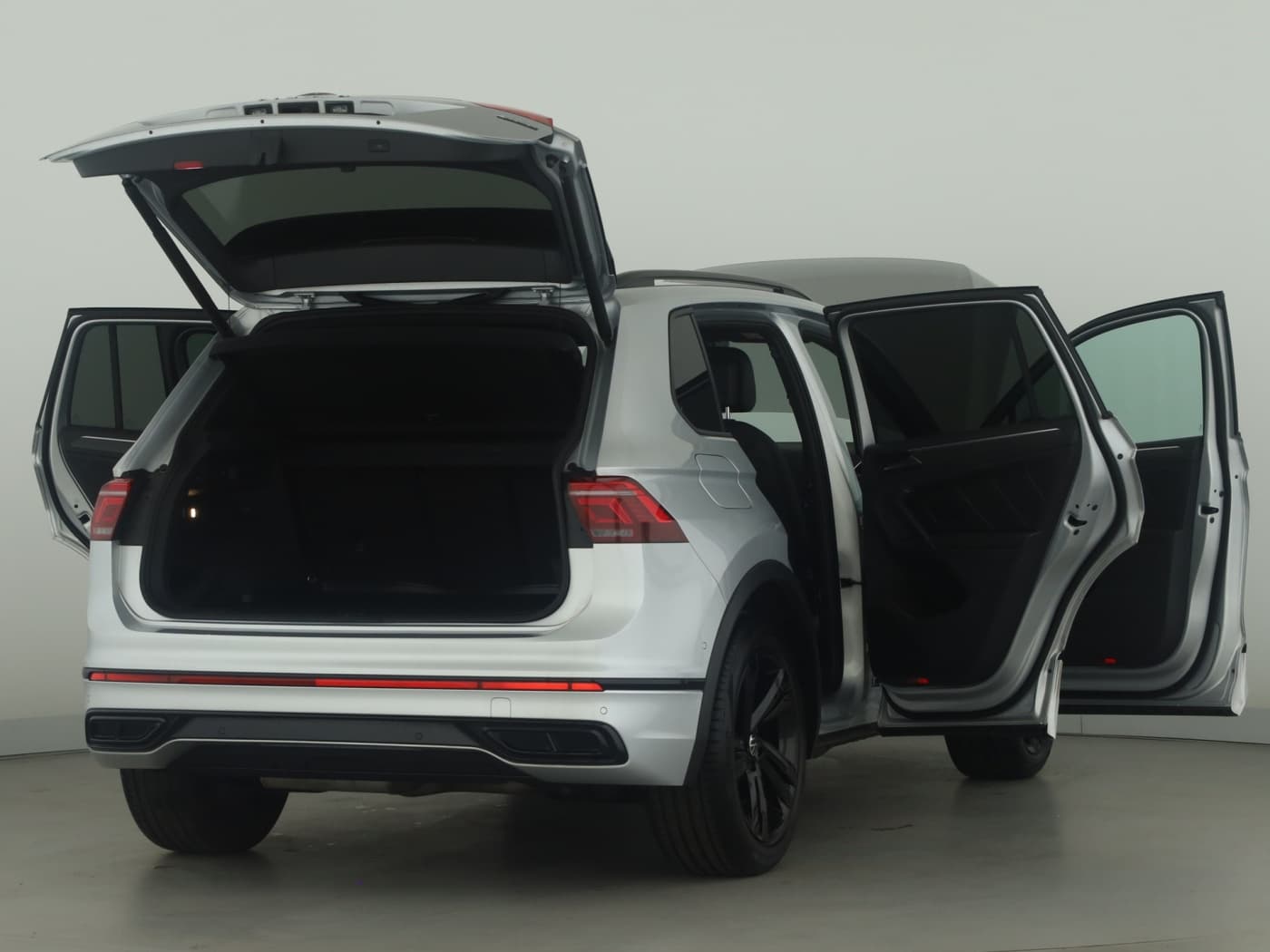 Volkswagen Tiguan 2.0 TDI R-Line 4M Bild 9