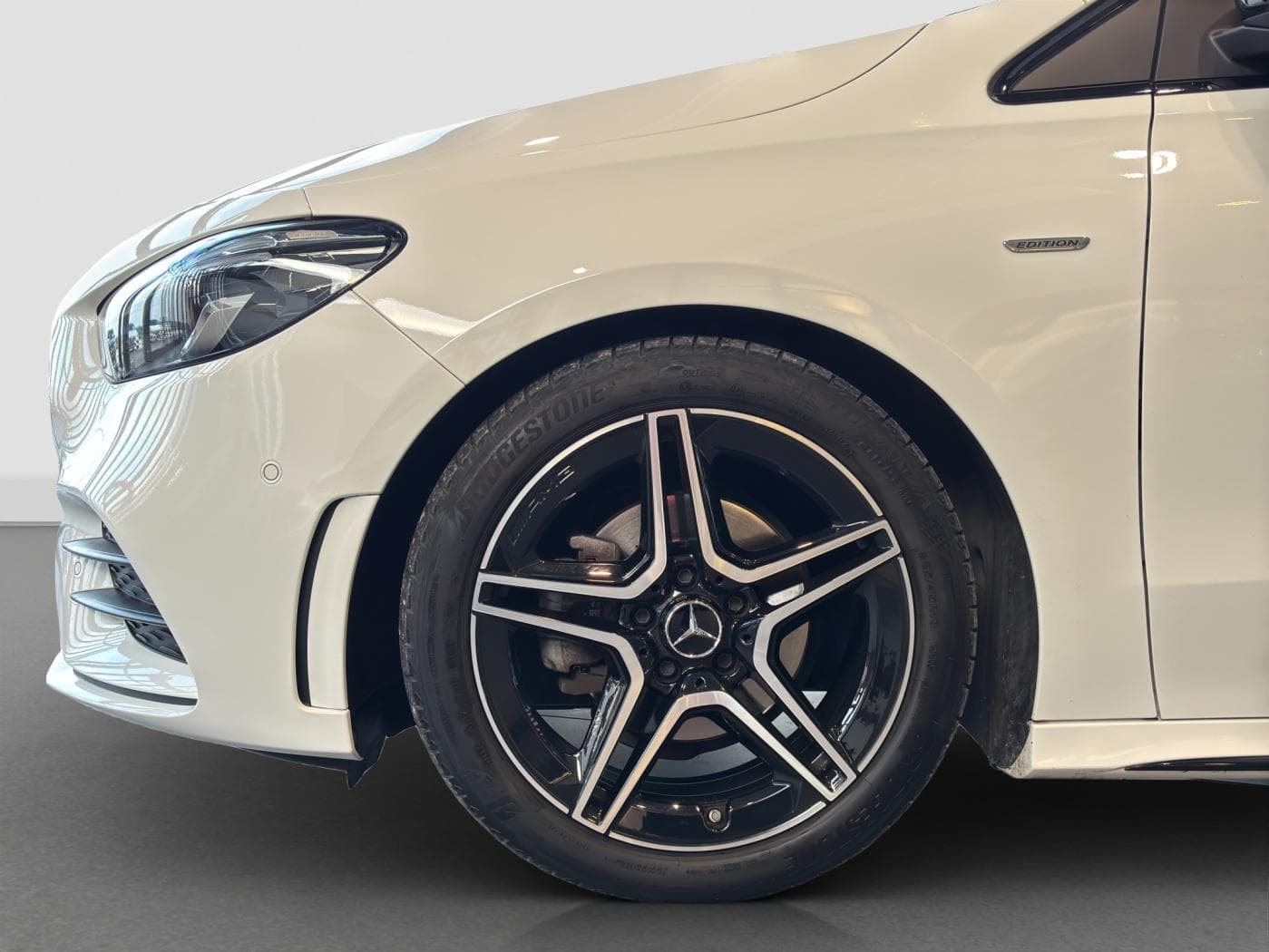 Mercedes-Benz B 180 Bild 19