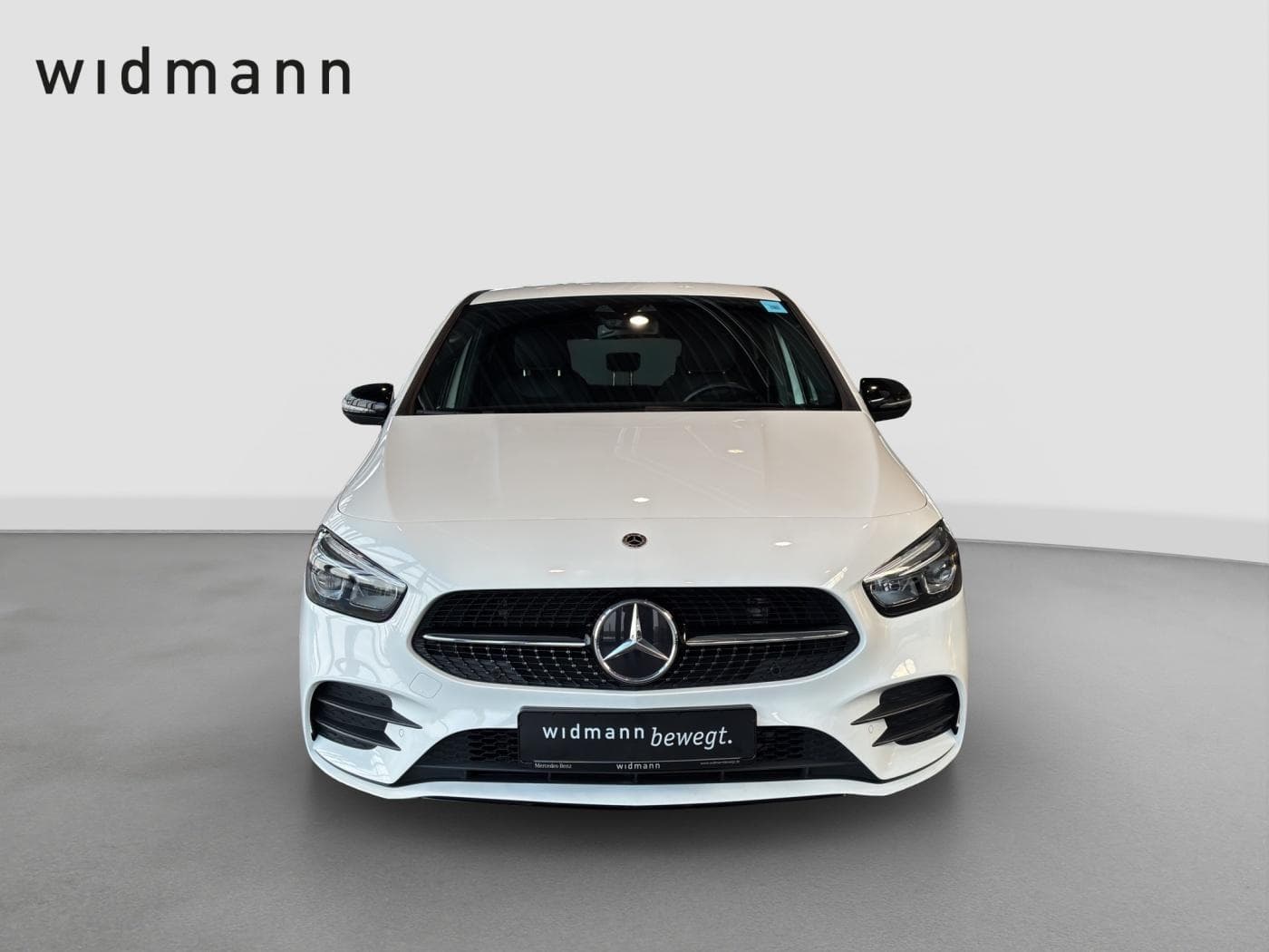 Mercedes-Benz B 180 Bild 2