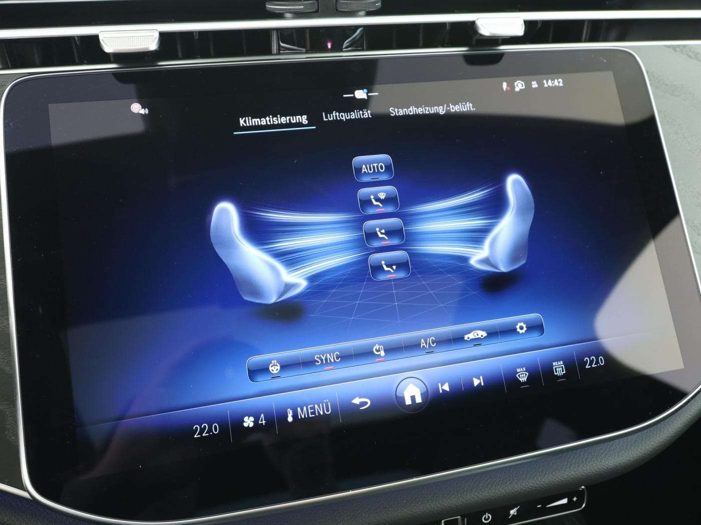 Mercedes-Benz E 450 d 4MATIC T-Modell Bild 14