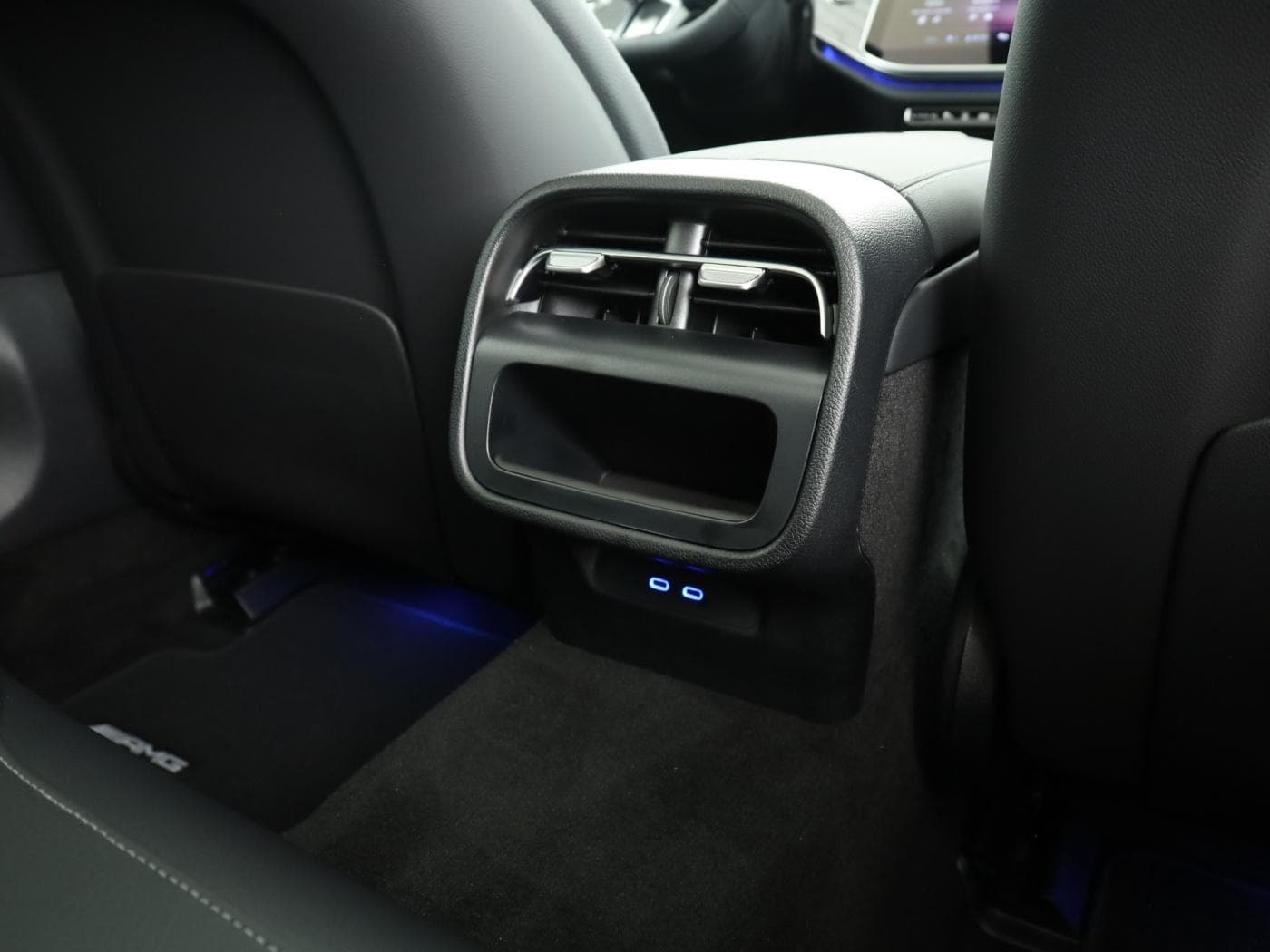 Mercedes-Benz E 450 d 4MATIC T-Modell Bild 26