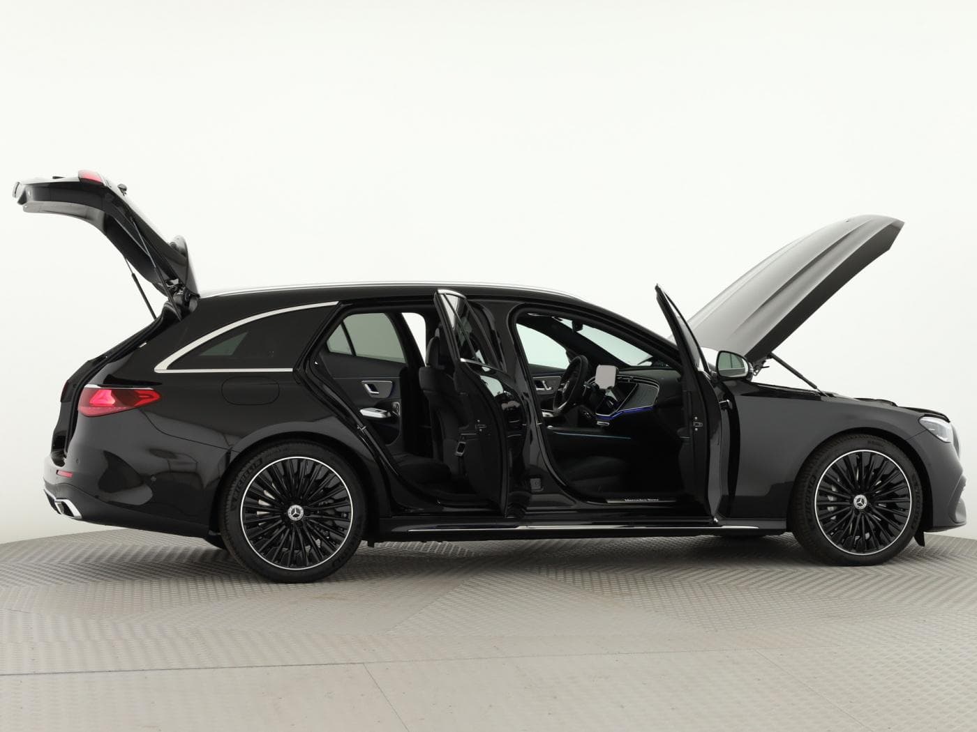 Mercedes-Benz E 450 d 4MATIC T-Modell Bild 8