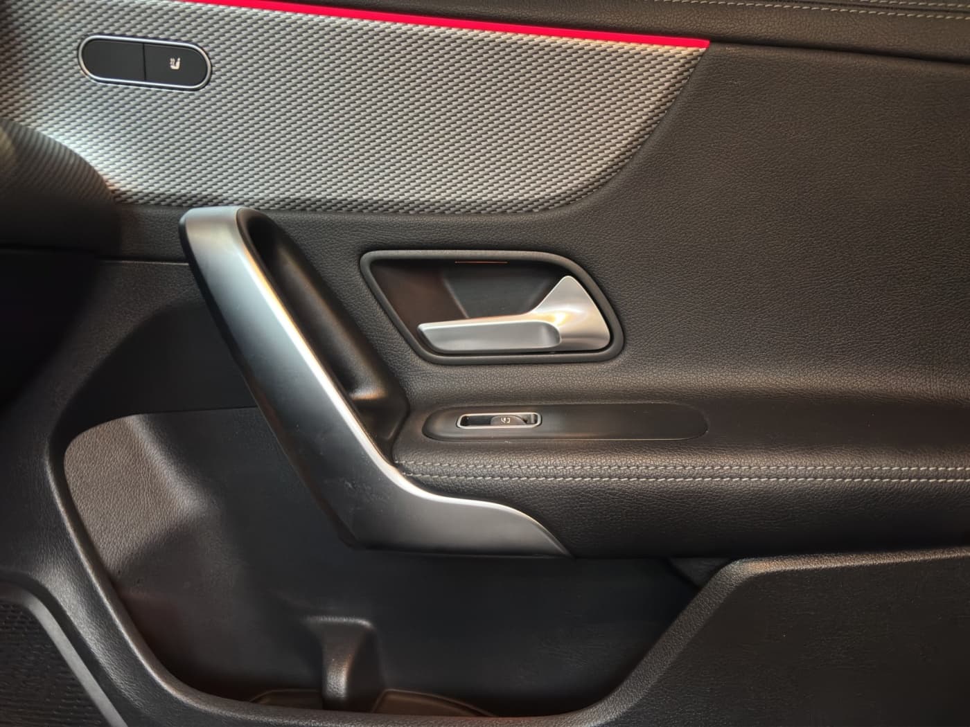 Mercedes-Benz CLA 200 d SB Bild 14