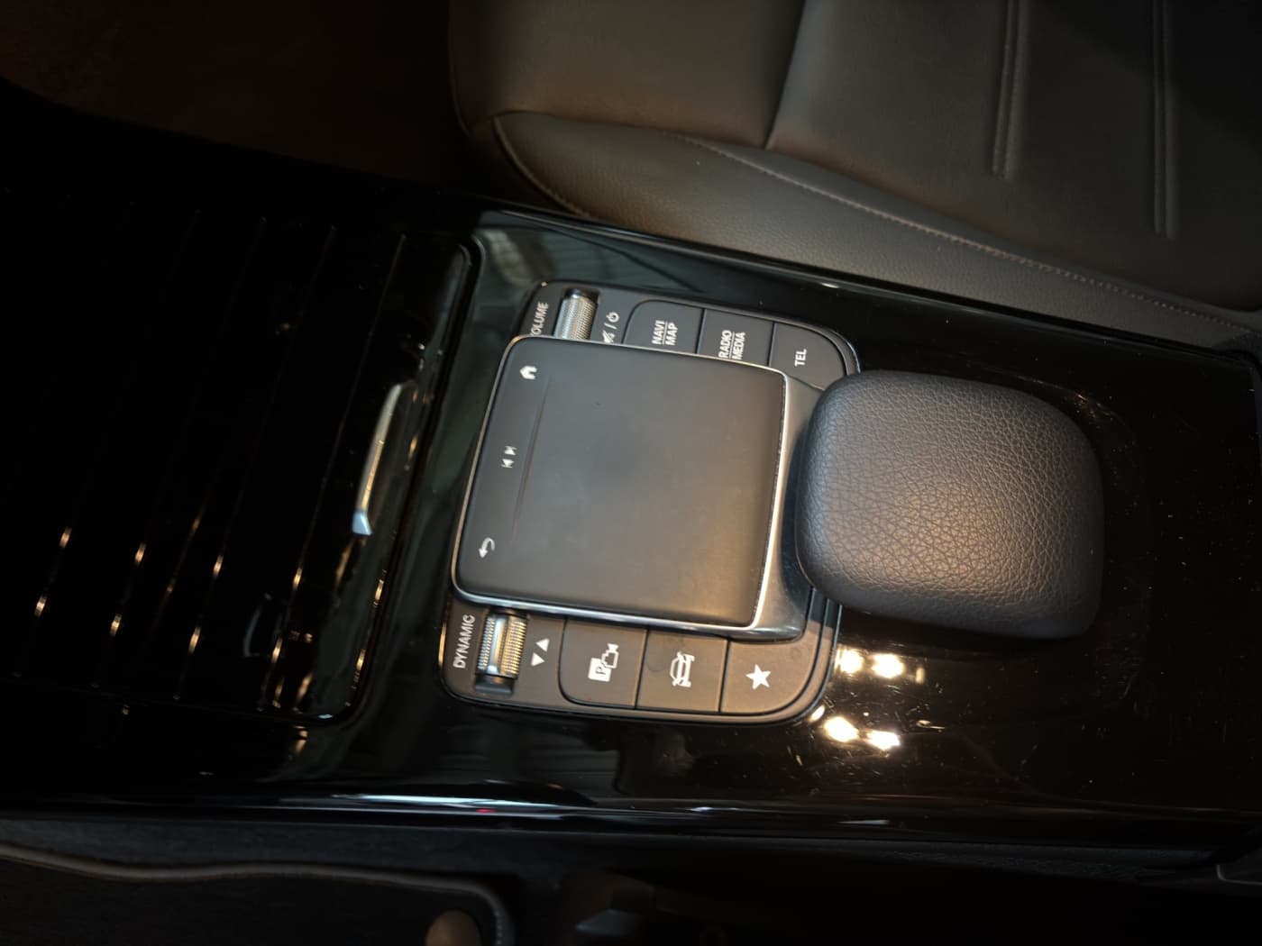 Mercedes-Benz CLA 200 d SB Bild 20