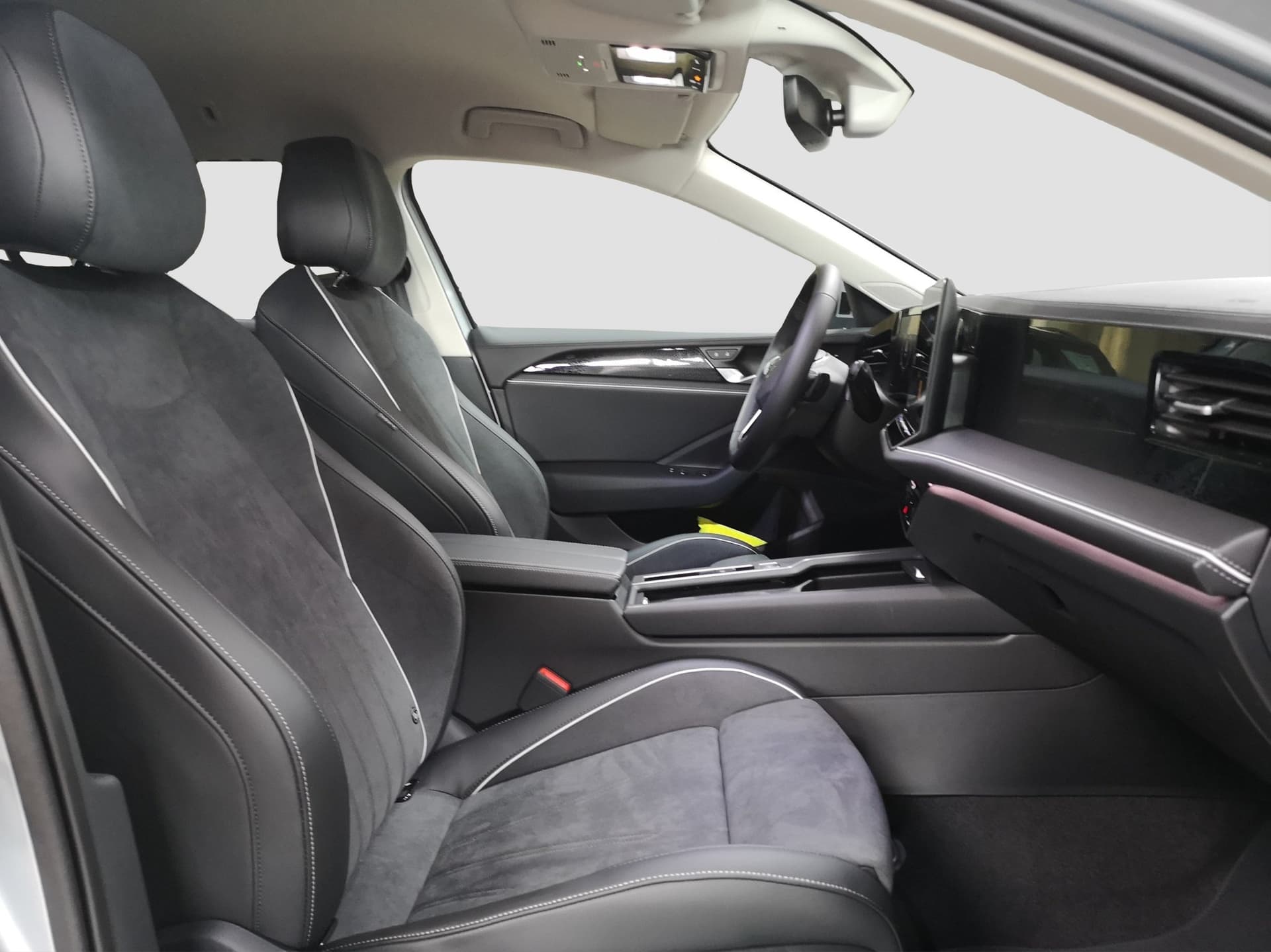 Volkswagen Passat VARIANT  2.0 TDI 150 PS DSG AHK NAVI ACC Bild 15