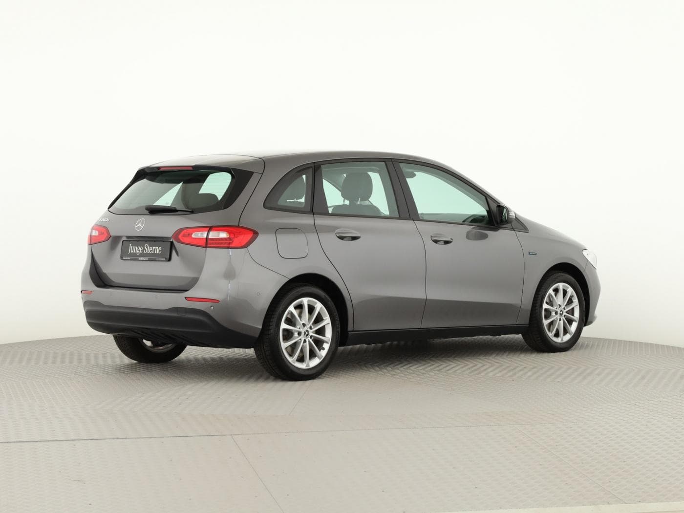 Mercedes-Benz B 250 e Bild 6