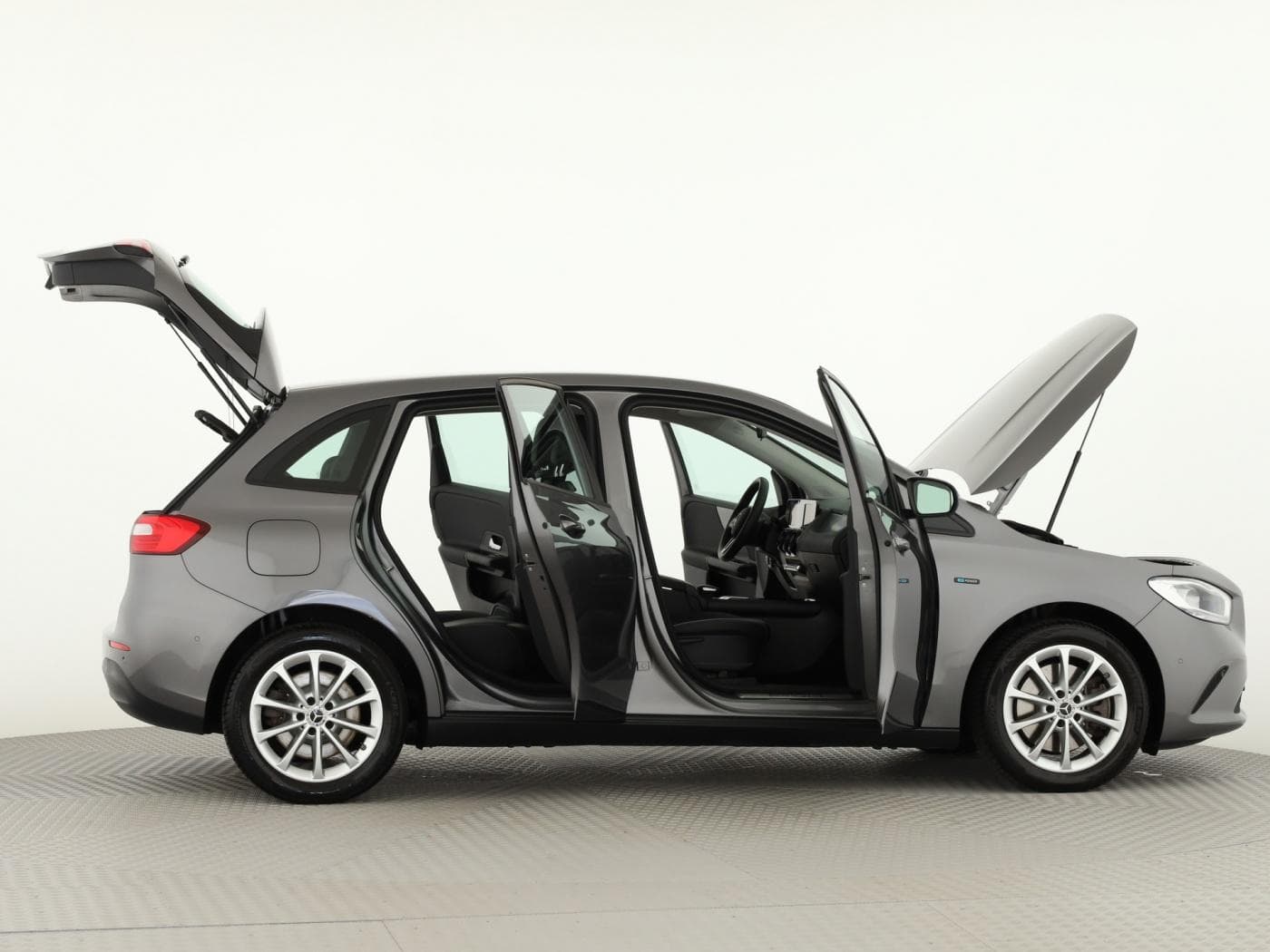 Mercedes-Benz B 250 e Bild 8