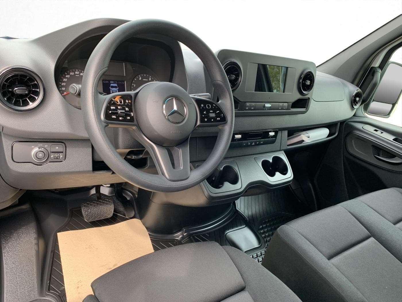 Mercedes-Benz Sprinter 317 CDI Kasten Bild 9