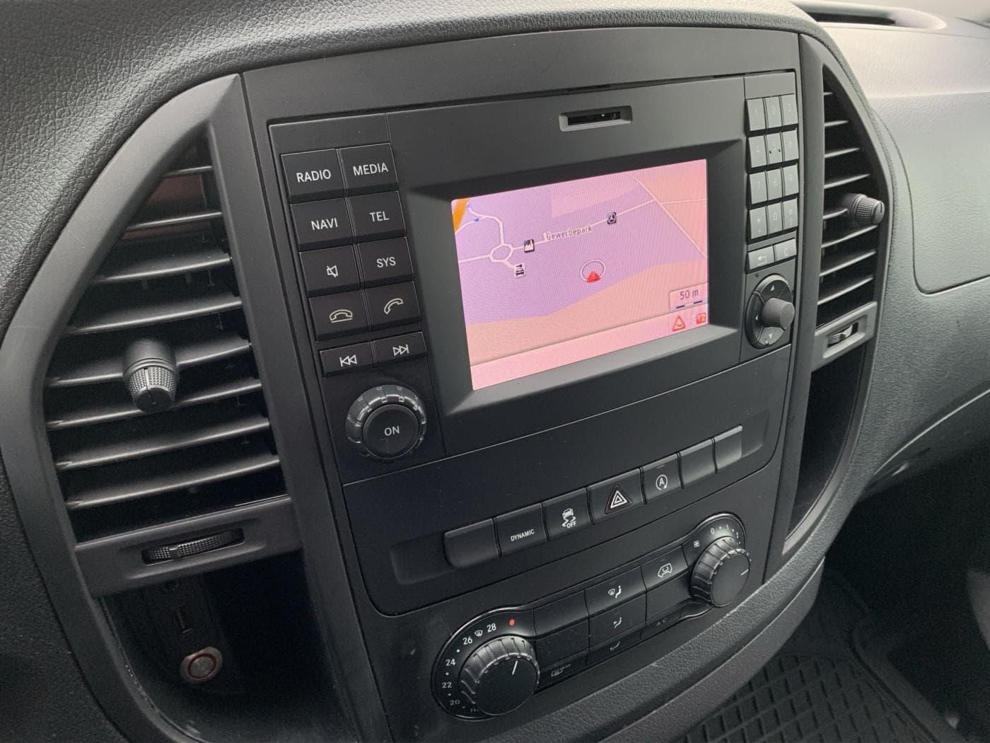 Mercedes-Benz Vito 116 CDI 4x4 Kasten Extralang Bild 10