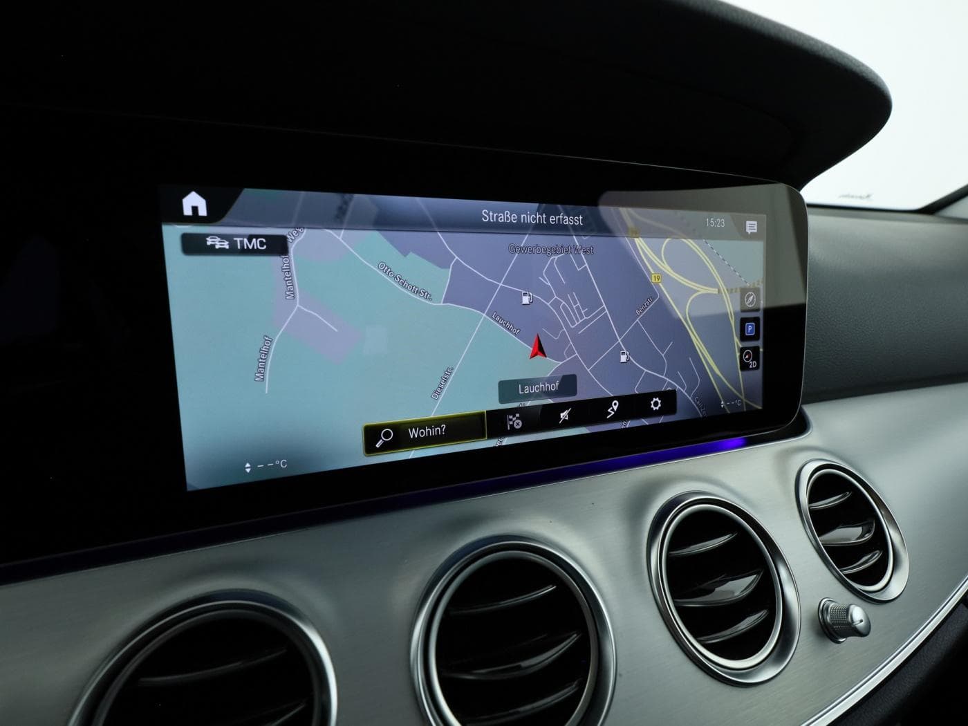 Mercedes-Benz E 220 d T Bild 13