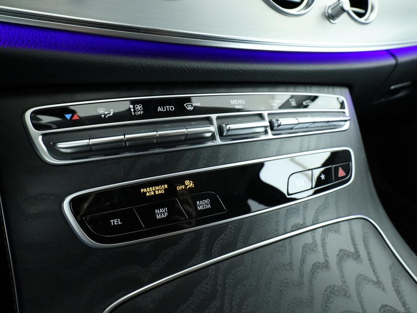 Mercedes-Benz E 220 d T Bild 14