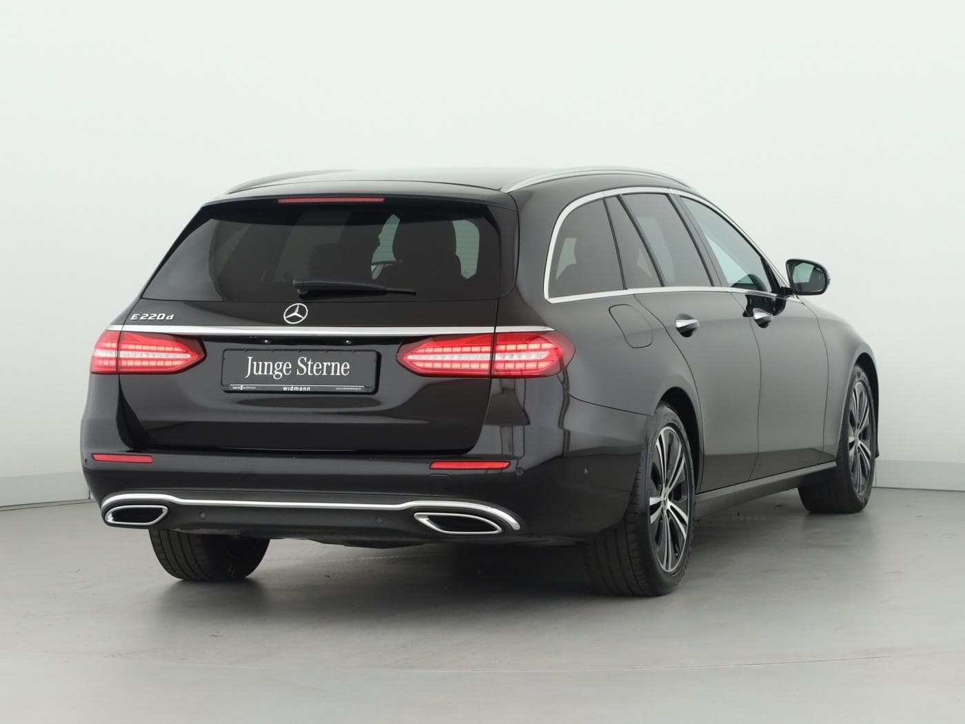 Mercedes-Benz E 220 d T Bild 2