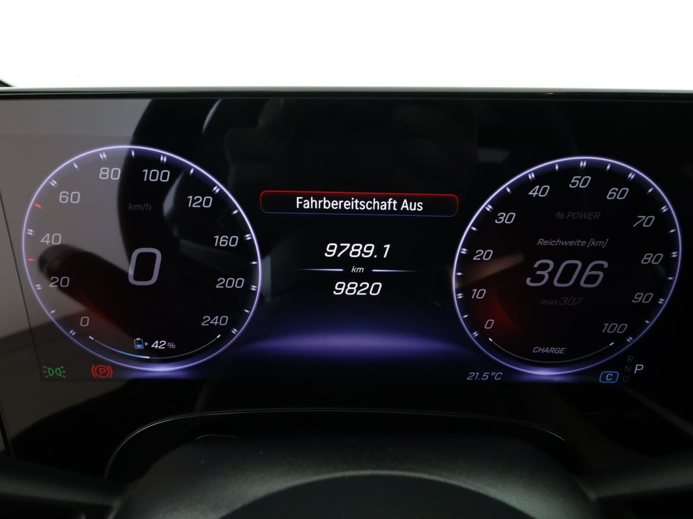 Mercedes-Benz CLA 350 4M EQ Bild 12