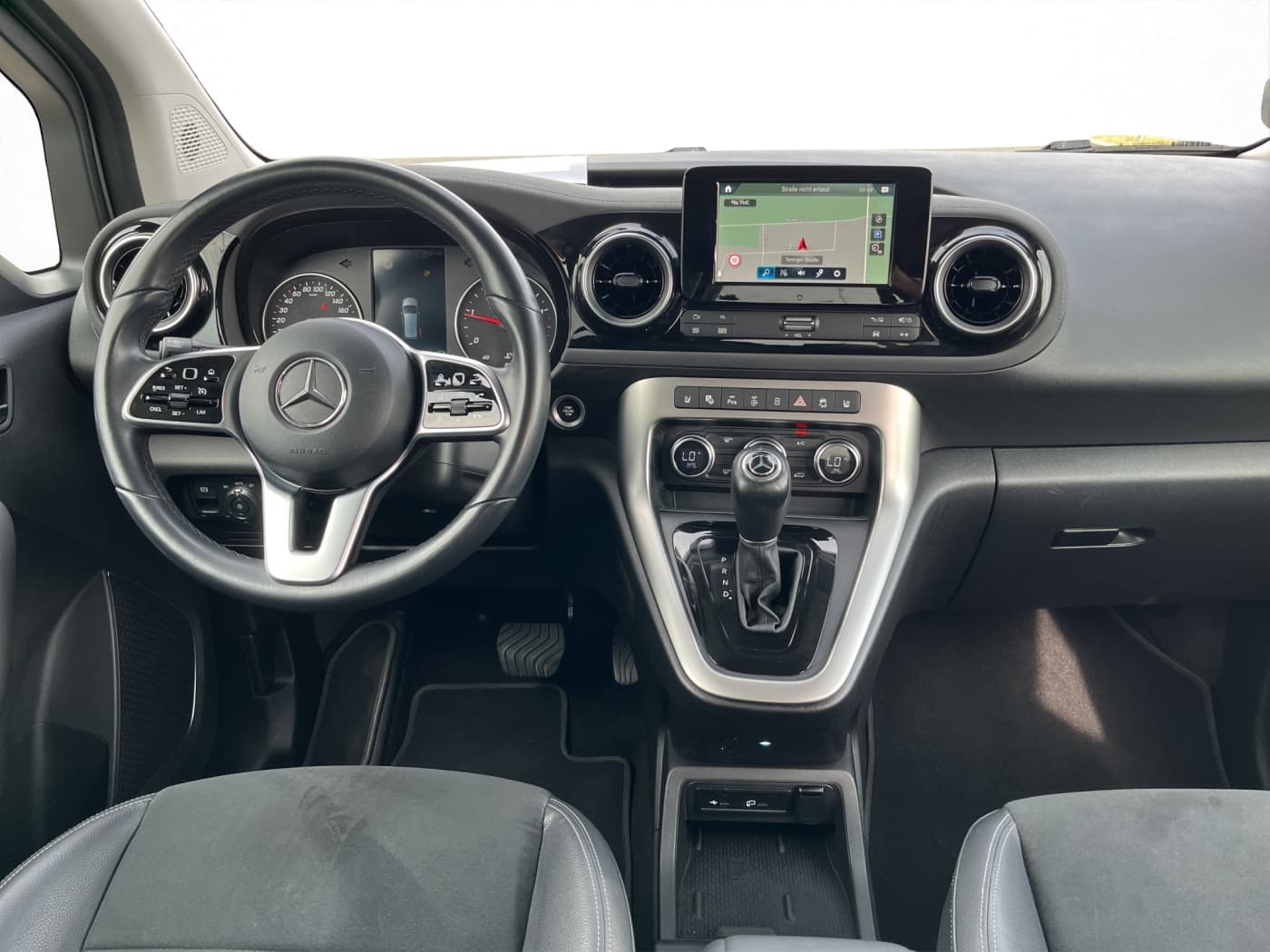 Mercedes-Benz T 180 d PROGRESSIVE EDITION Bild 9