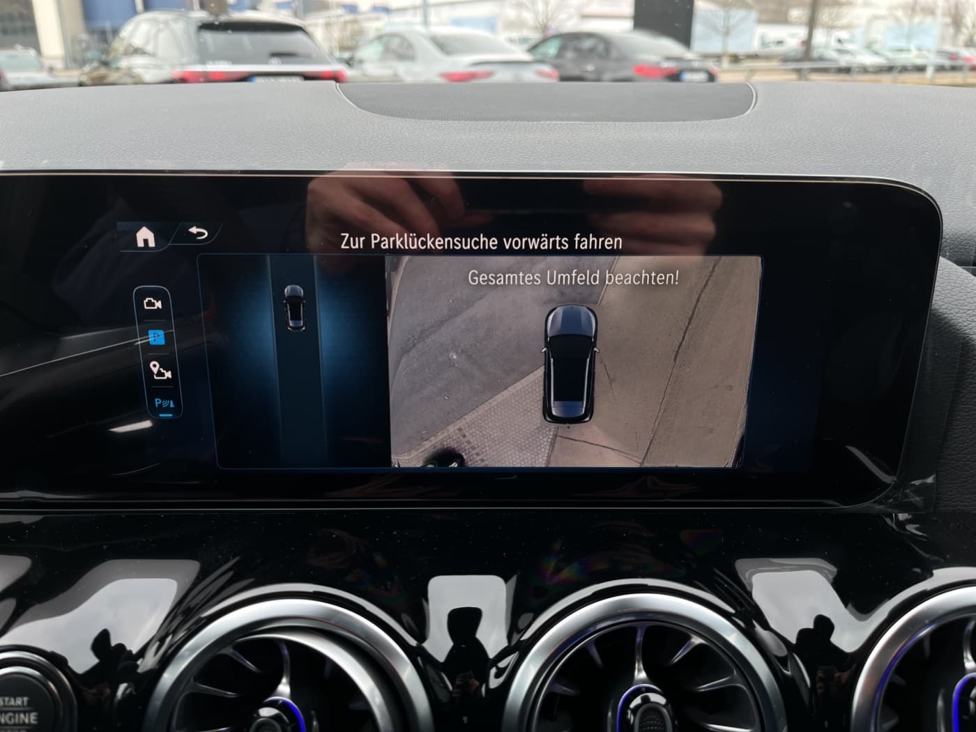 Mercedes-Benz GLA 180 Bild 22