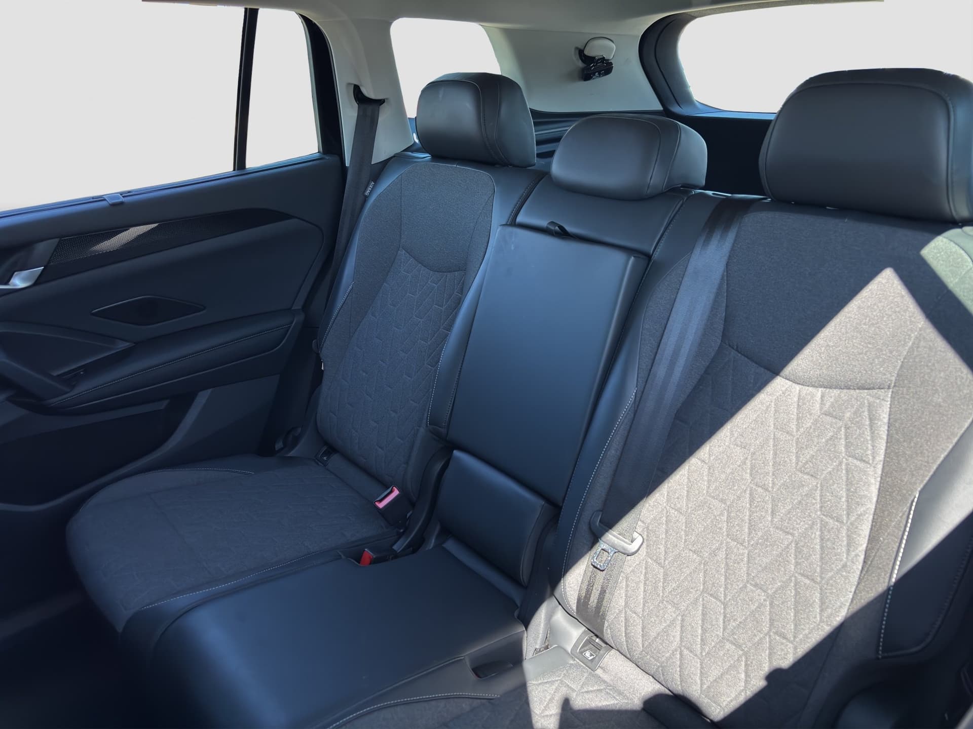 Volkswagen Tayron Life 1.5 eTSI 150 PS DSG AHK NAVI ACC Kamera Bild 14