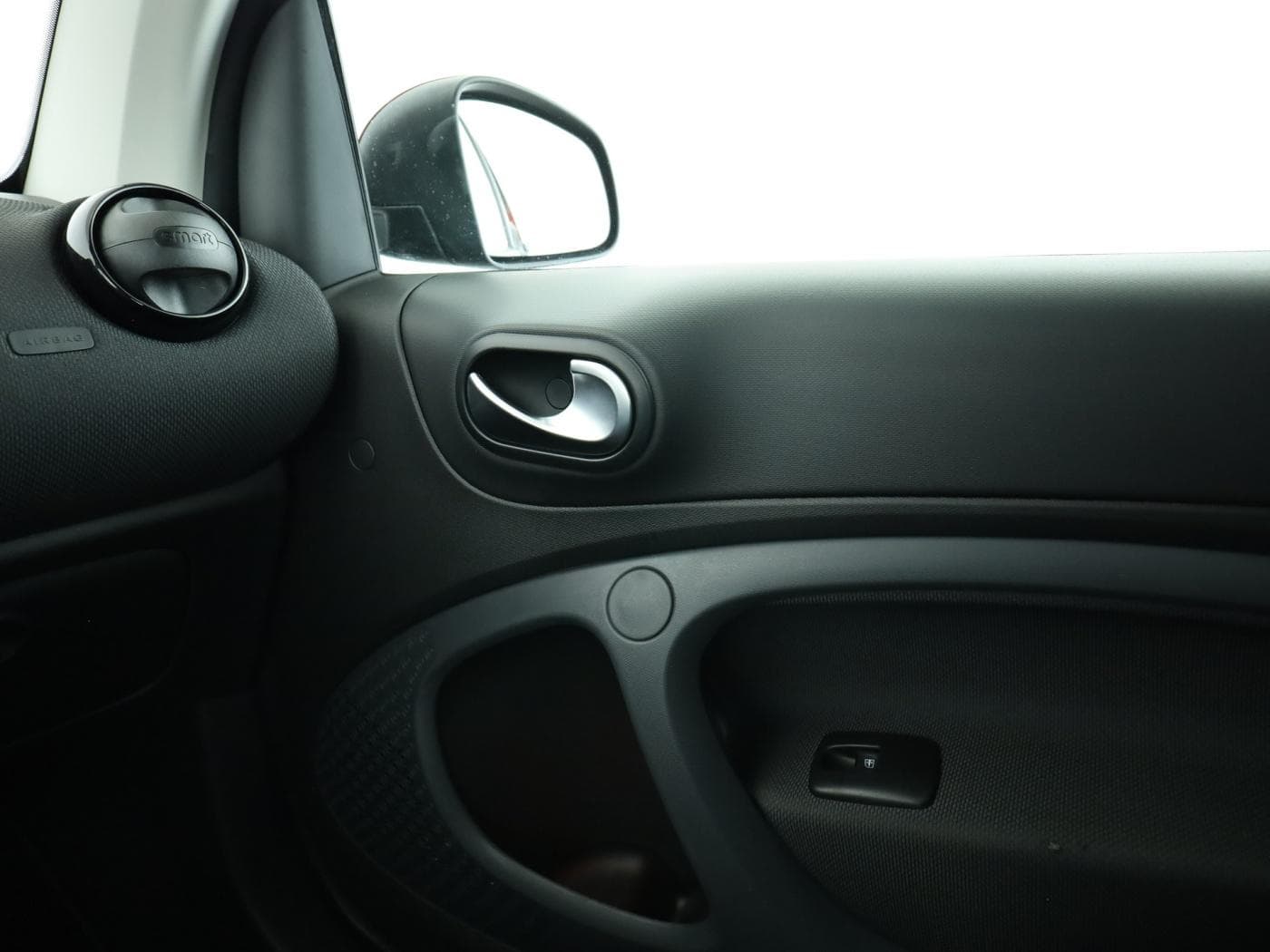 Smart fortwo EQ cabrio Bild 16