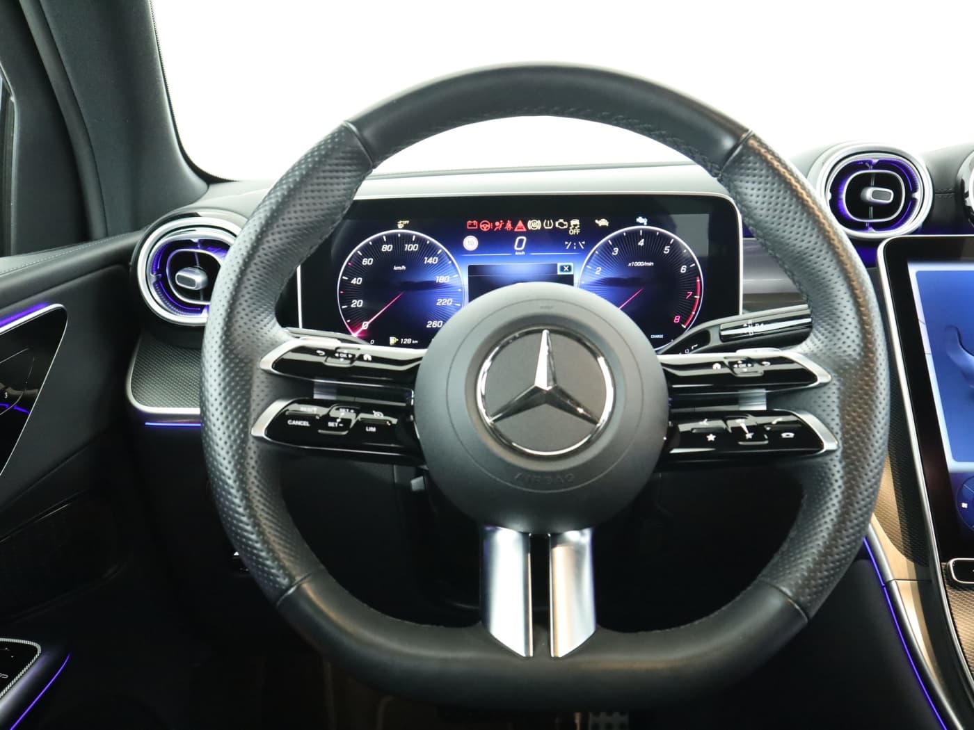 Mercedes-Benz GLC 200 4M Bild 11