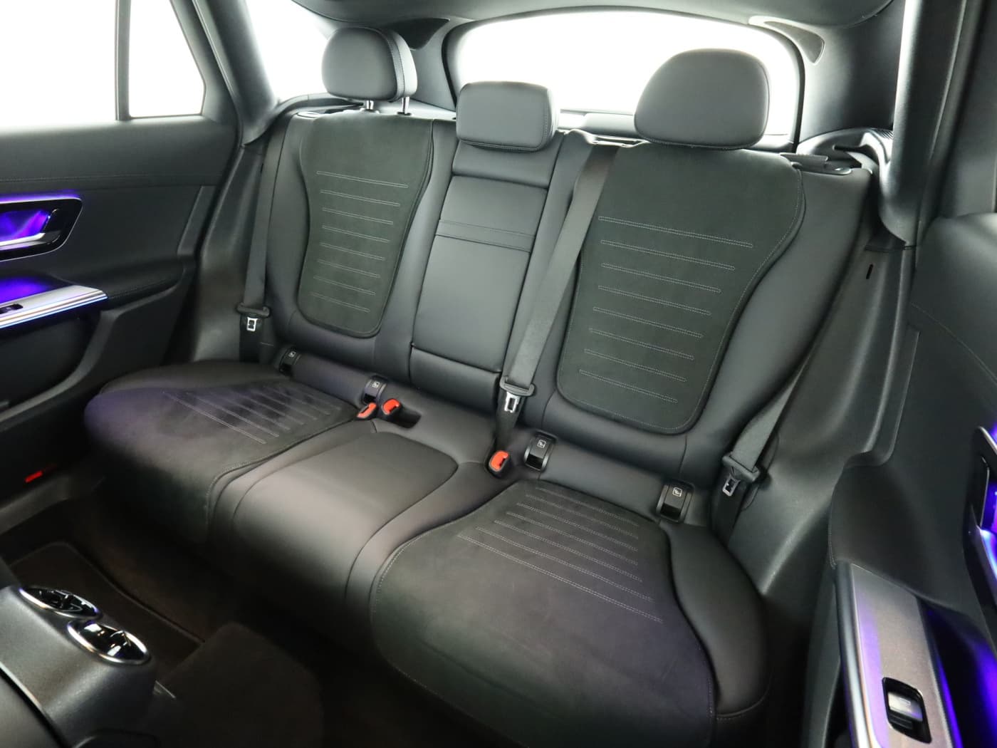Mercedes-Benz GLC 200 4M Bild 18