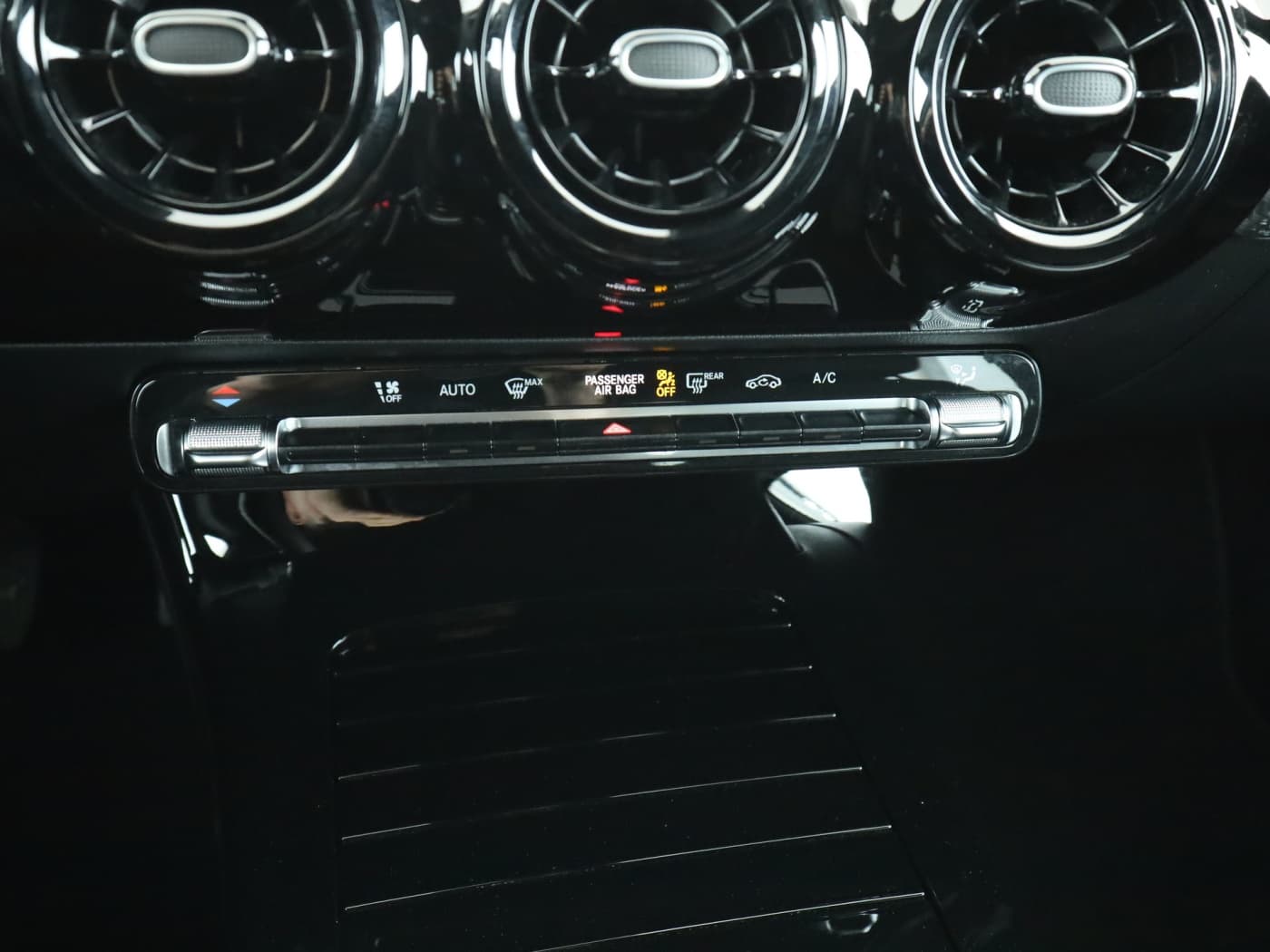 Mercedes-Benz A 180 d Bild 14