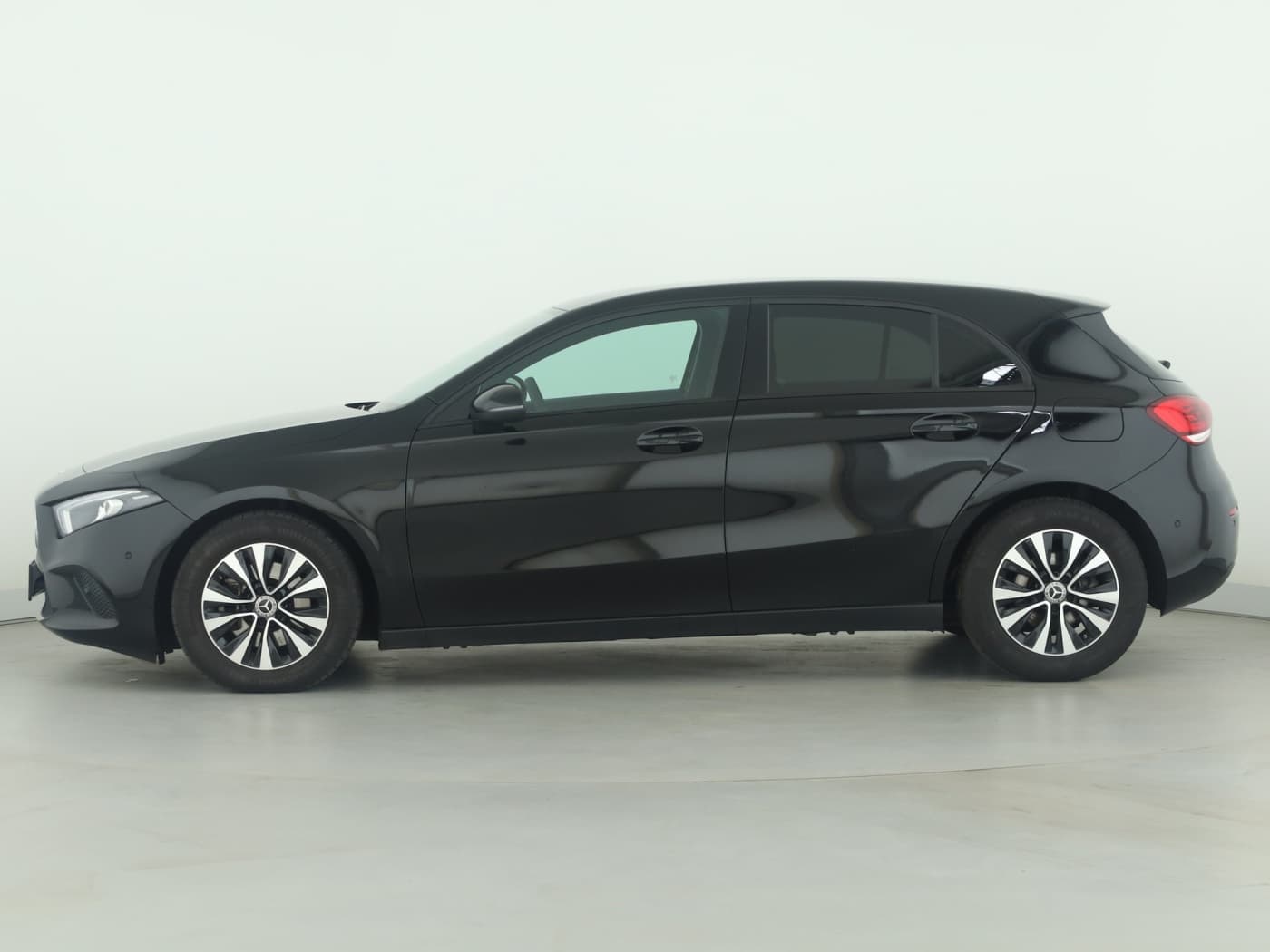 Mercedes-Benz A 180 d Bild 7