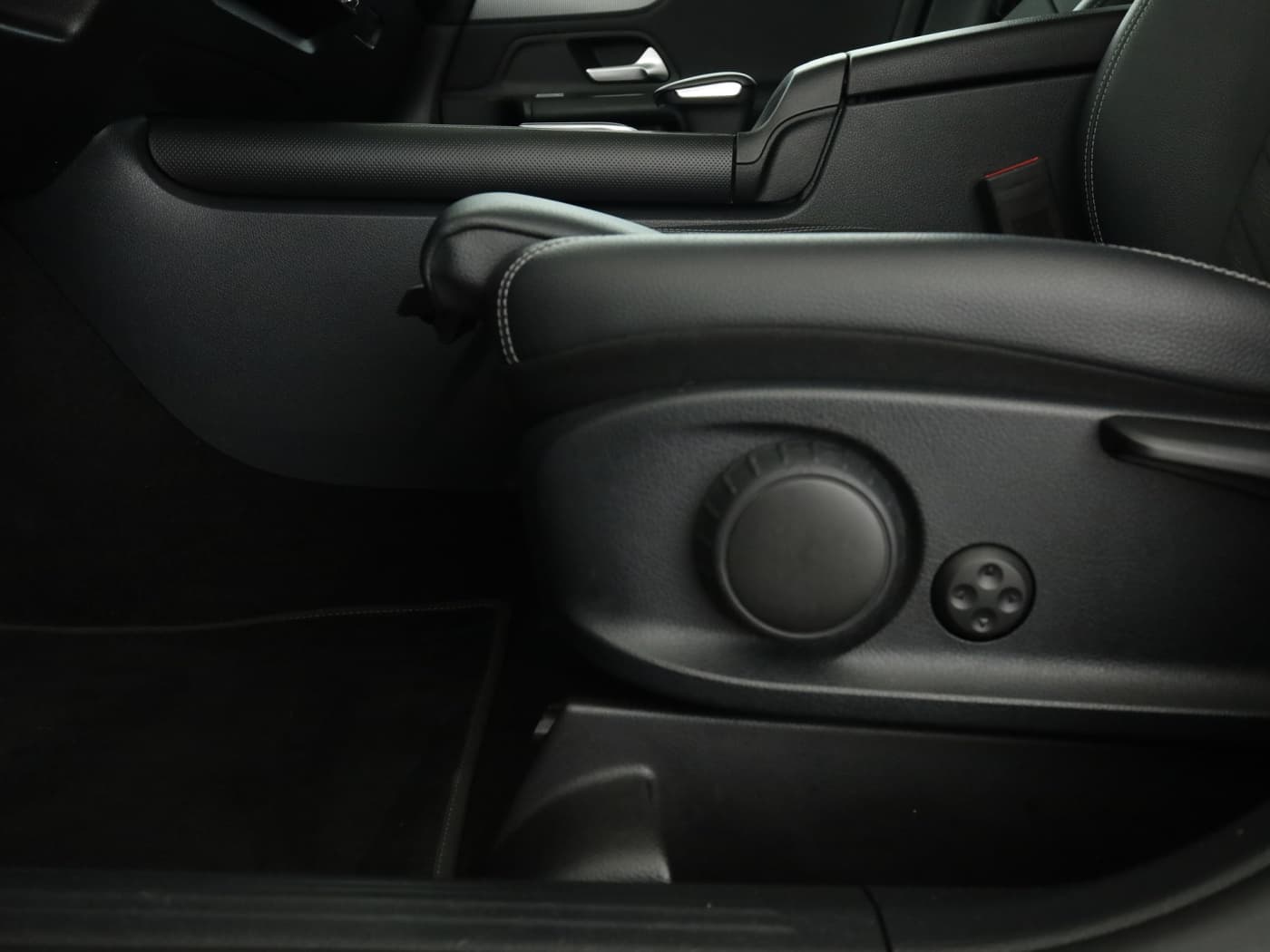 Mercedes-Benz GLB 200 Bild 24
