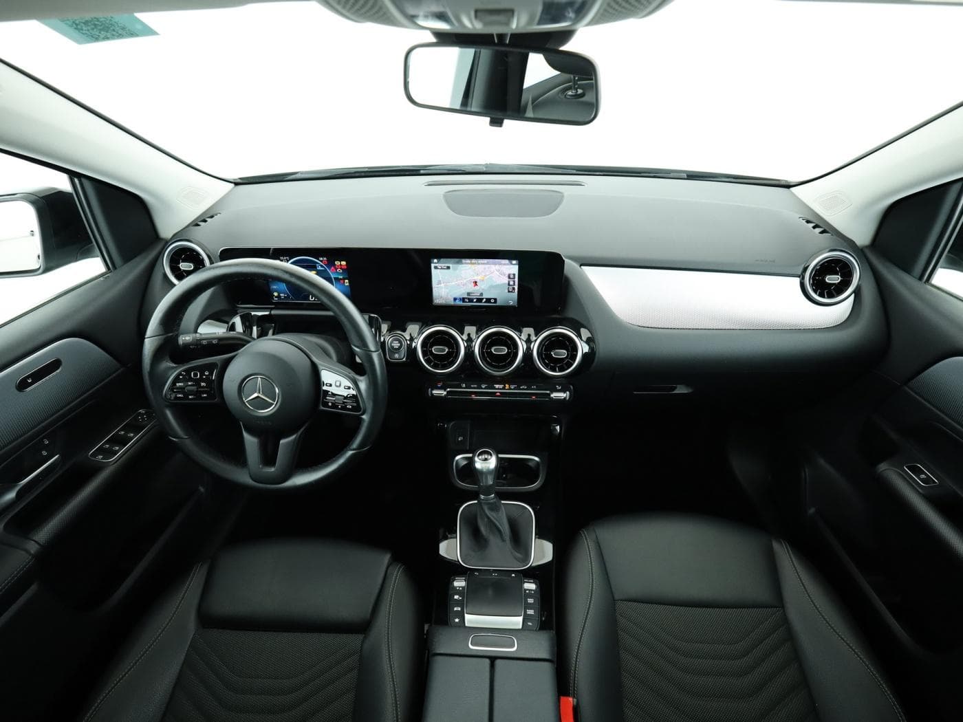 Mercedes-Benz B 180 d Bild 19