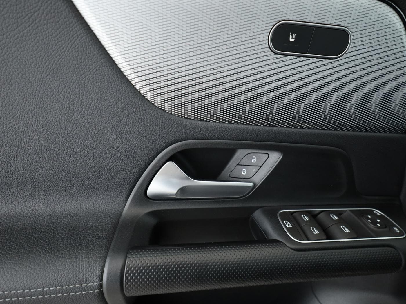Mercedes-Benz B 180 d Bild 20