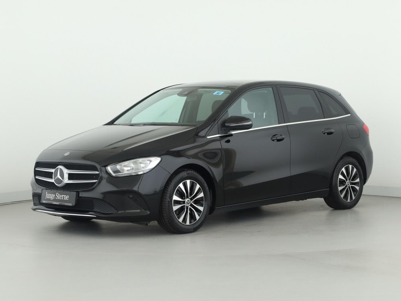 Mercedes-Benz B 180 d Bild 5