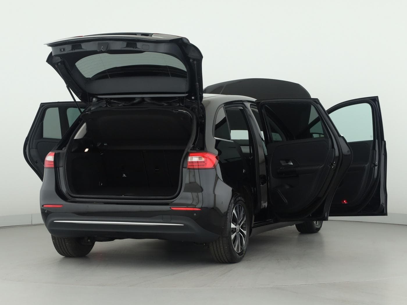 Mercedes-Benz B 180 d Bild 9