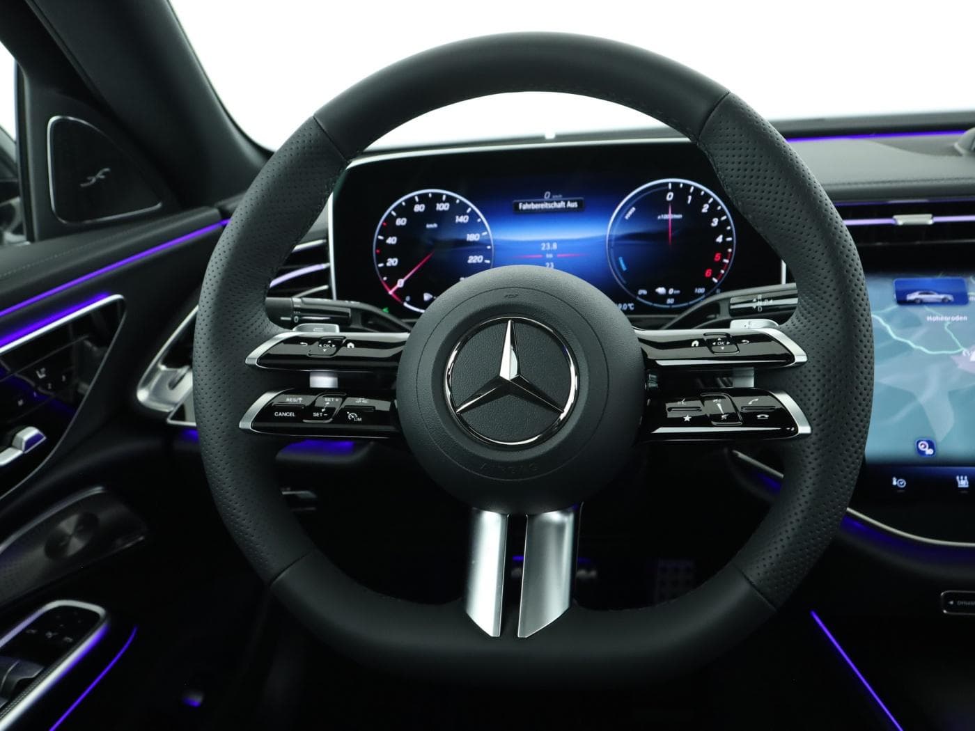 Mercedes-Benz E 300 de Limousine mit EQ Hybrid Technologie Bild 11