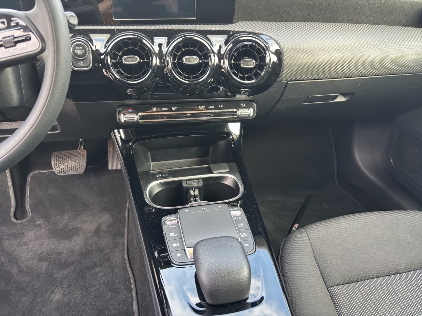 Mercedes-Benz A 180 d Bild 13