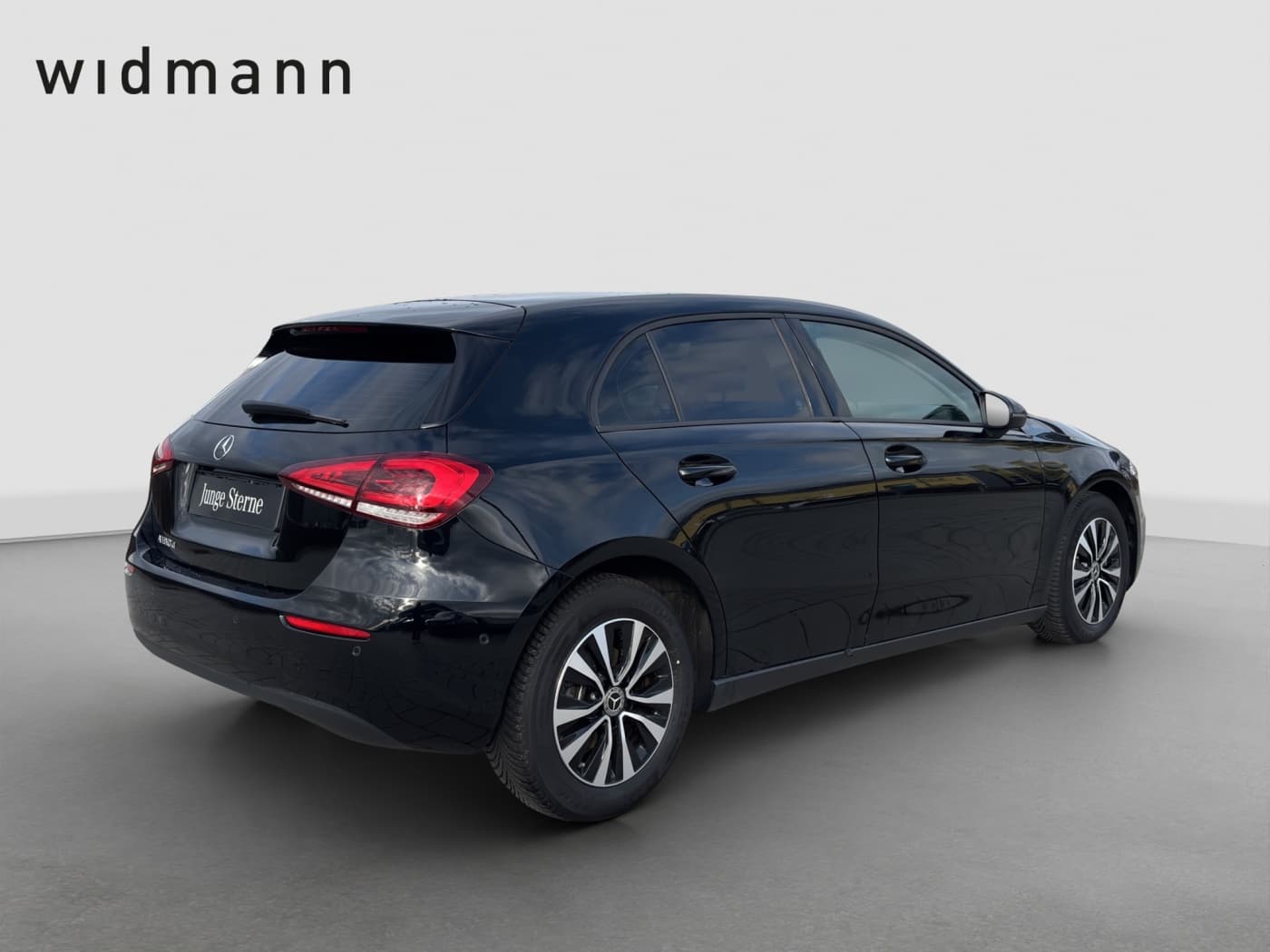 Mercedes-Benz A 180 d Bild 3