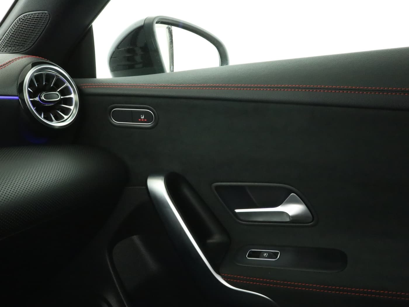 Mercedes-Benz CLA 250 SB Bild 16