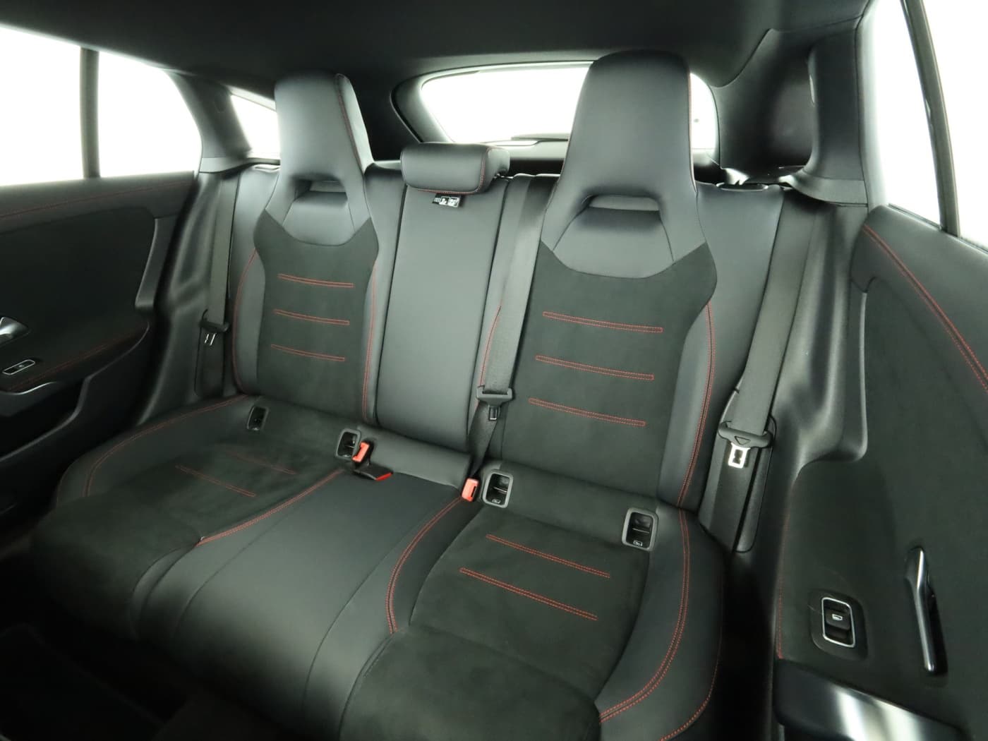 Mercedes-Benz CLA 250 SB Bild 18