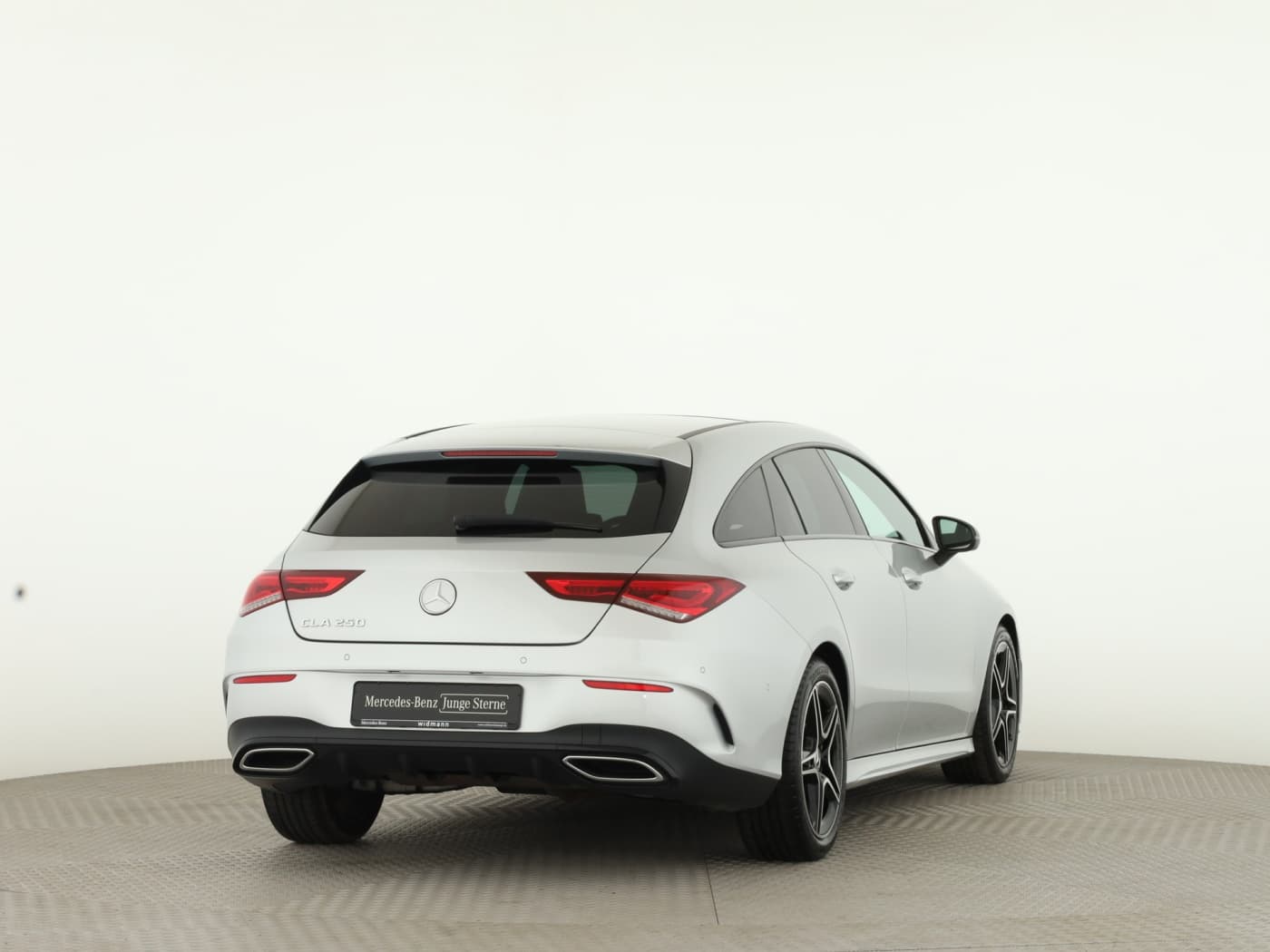 Mercedes-Benz CLA 250 SB Bild 2