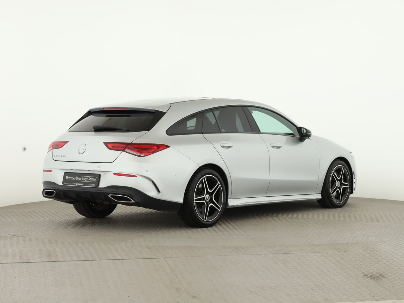 Mercedes-Benz CLA 250 SB Bild 6