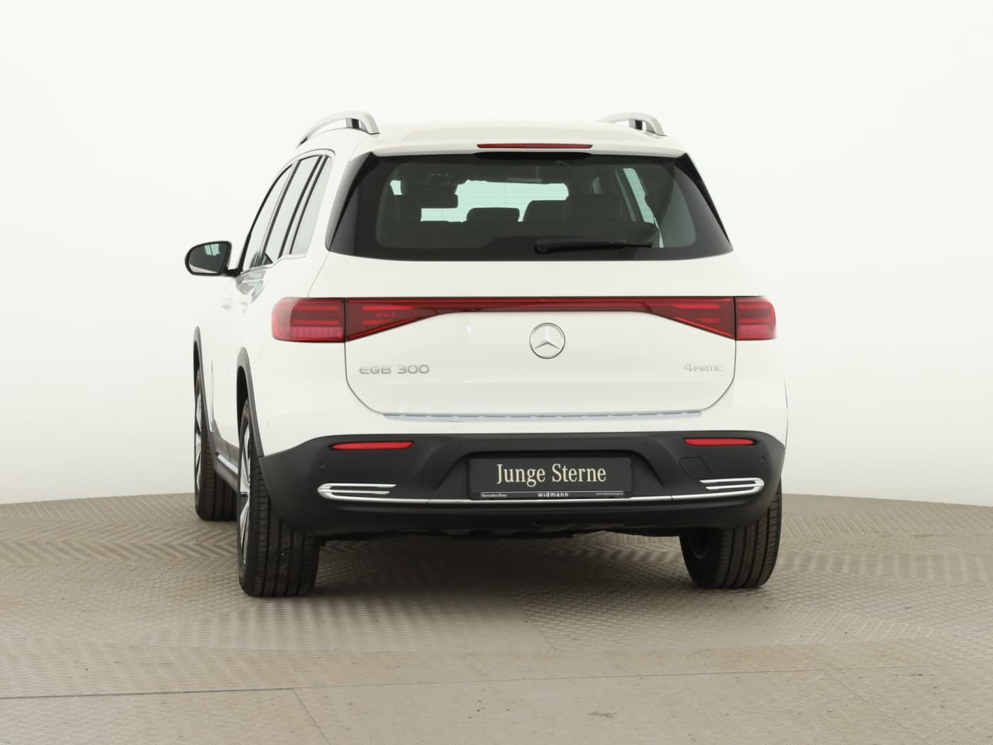 Mercedes-Benz EQB 300 4M Bild 4