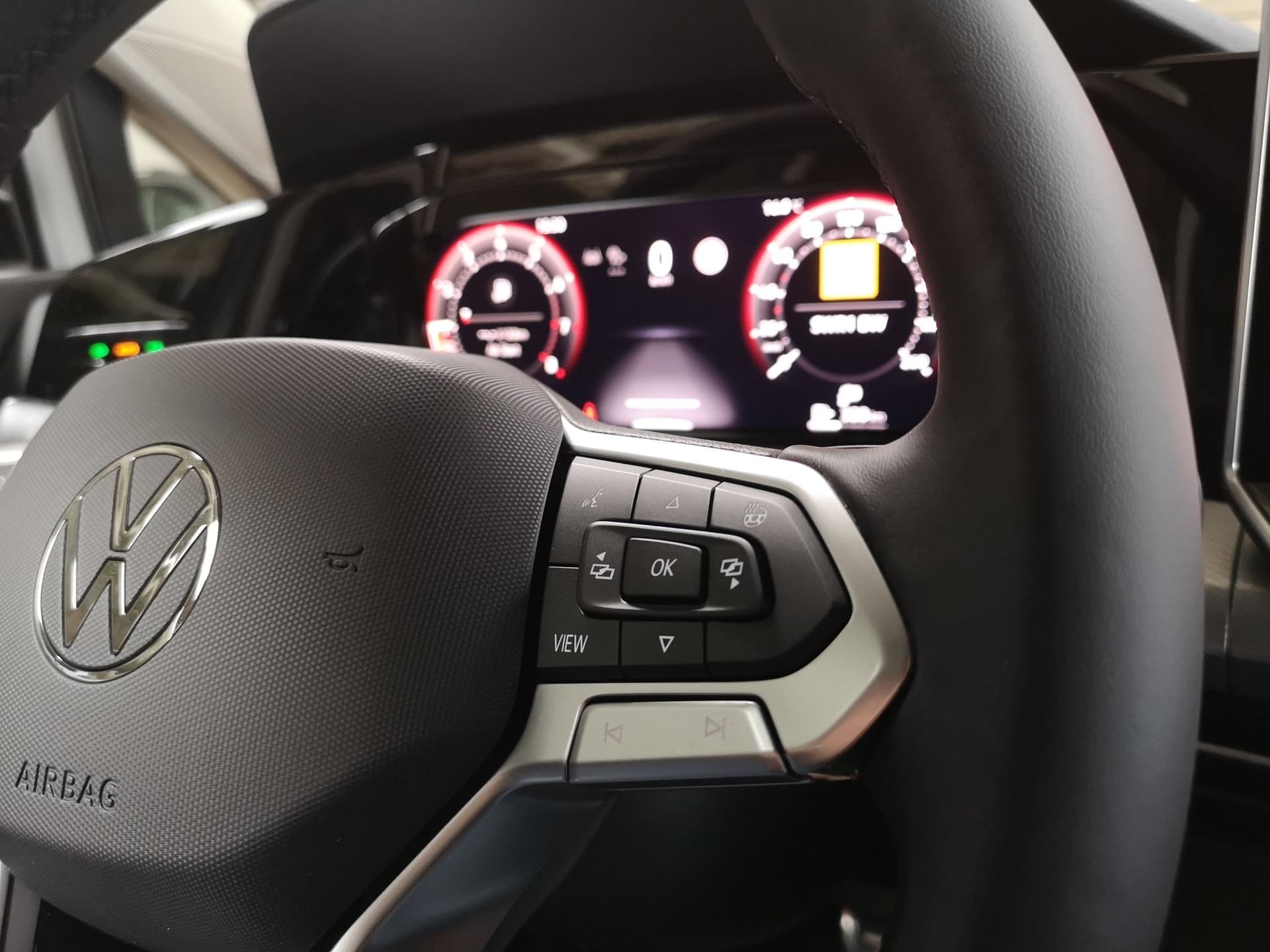 Volkswagen Golf Life 1.5 l eTSI OPF  DSG Bild 23