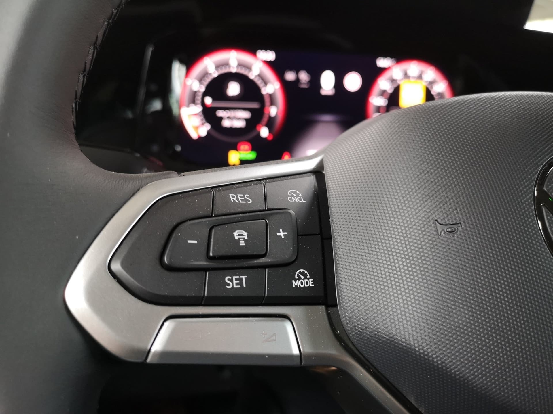 Volkswagen Golf Life 1.5 l eTSI OPF  DSG Bild 24