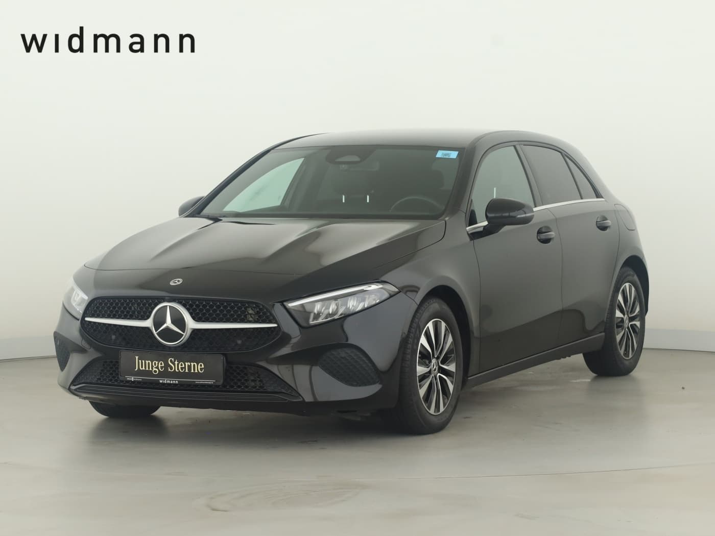 Mercedes-Benz A 180 d Bild 1