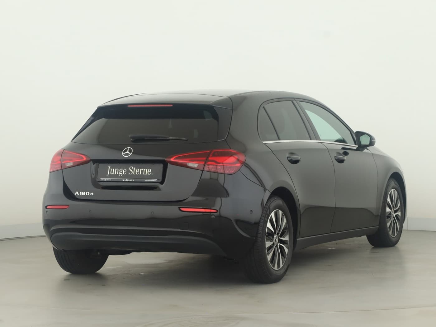 Mercedes-Benz A 180 d Bild 2