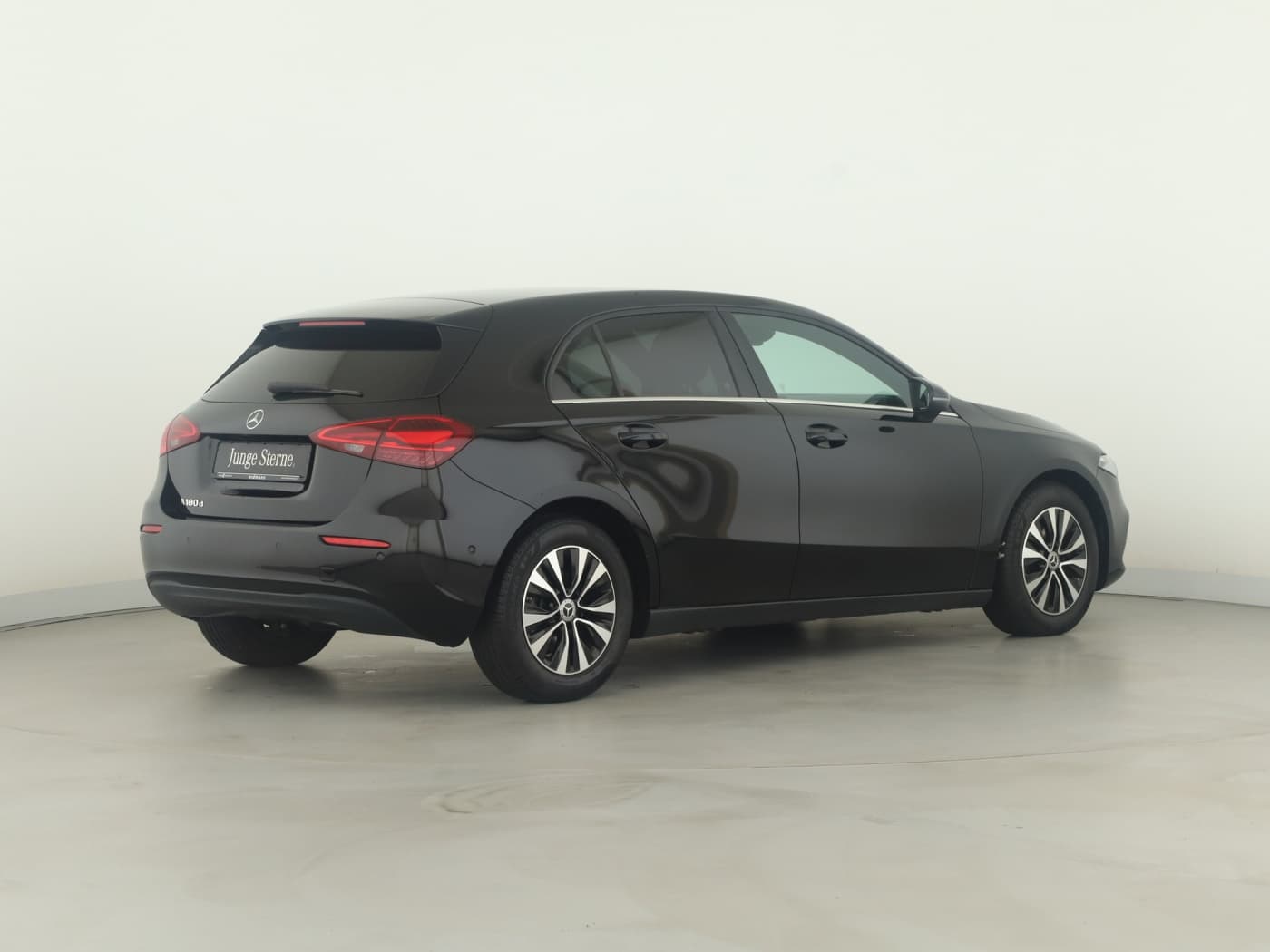Mercedes-Benz A 180 d Bild 6